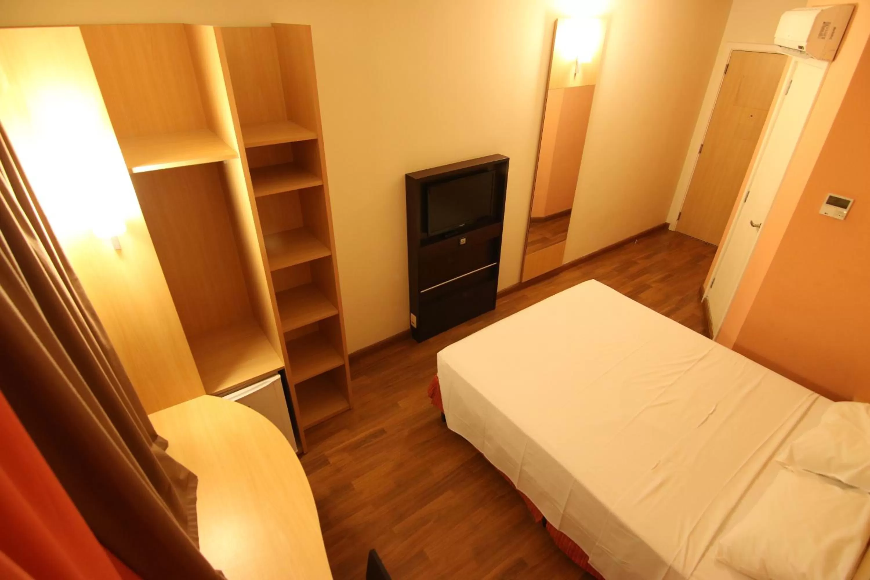 Bedroom, Bed in Samba Itaboraí