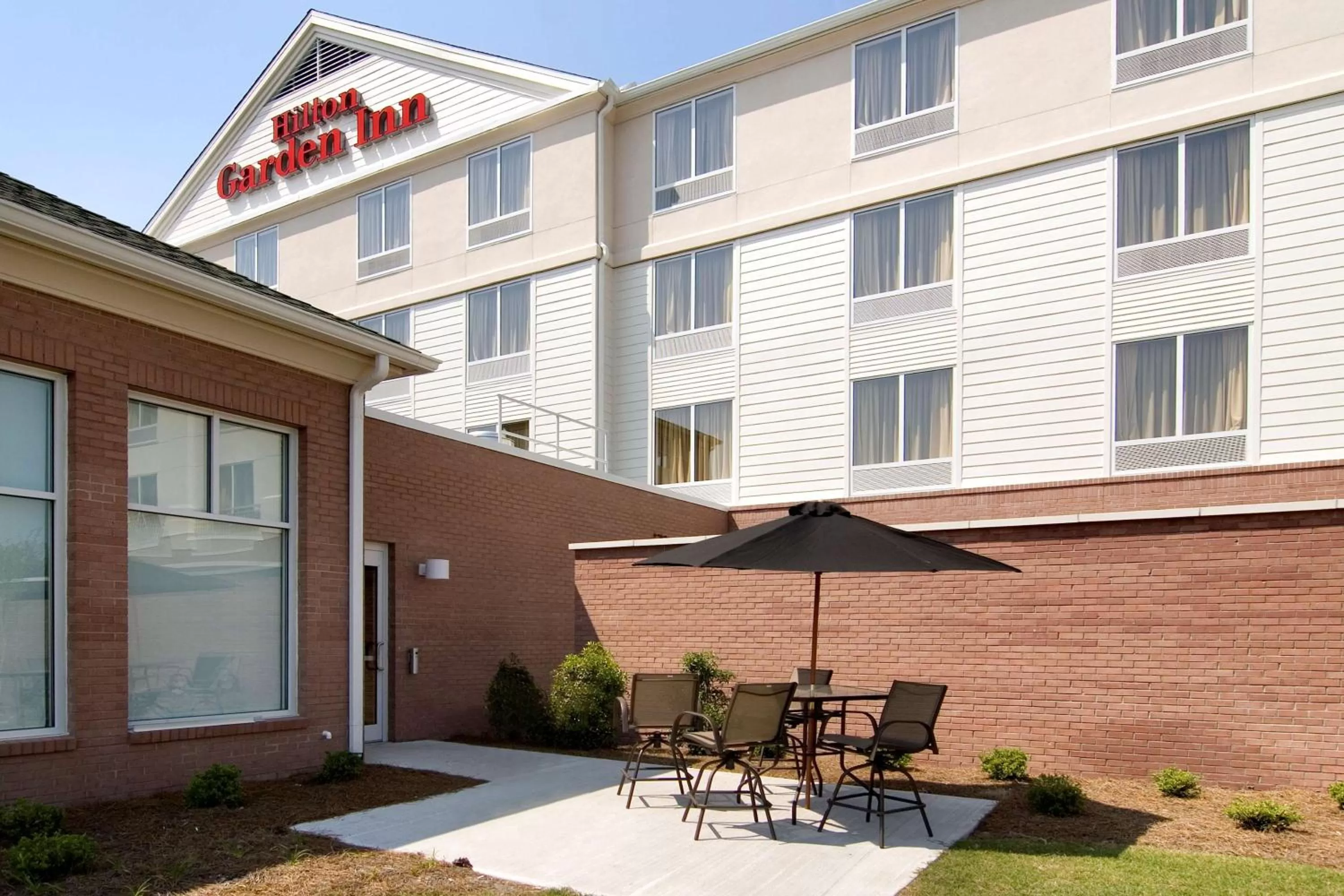 Property building in Hilton Garden Inn Wilmington Mayfaire Town Center