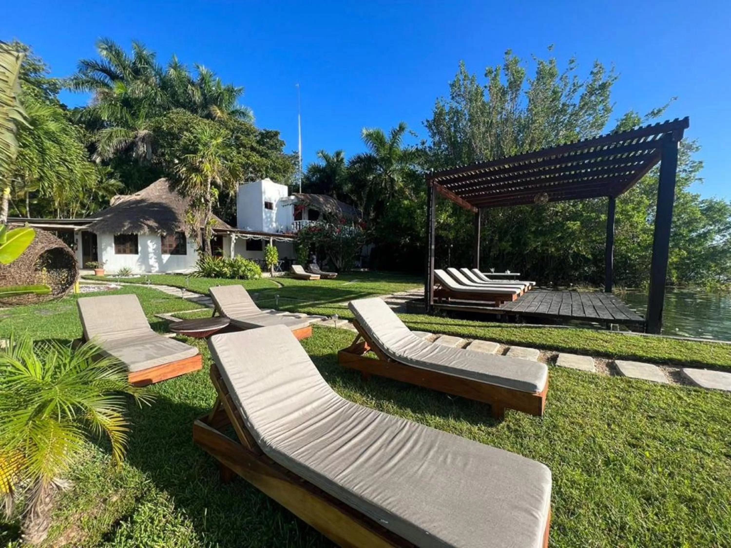 Off site, Swimming Pool in Casa Shiva Bacalar by MIJ