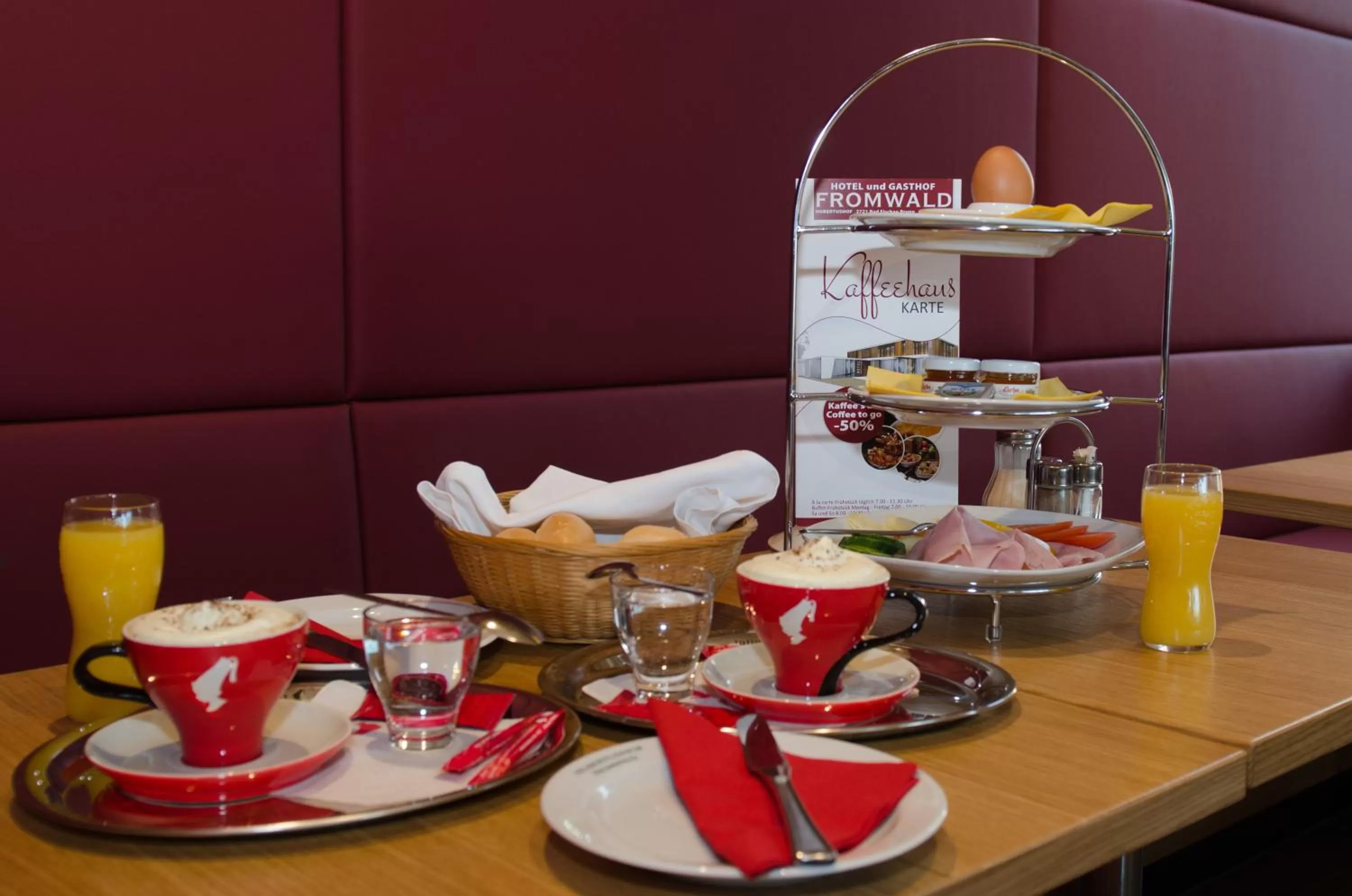 Breakfast in Hubertushof Fromwald Hotel und Gasthof