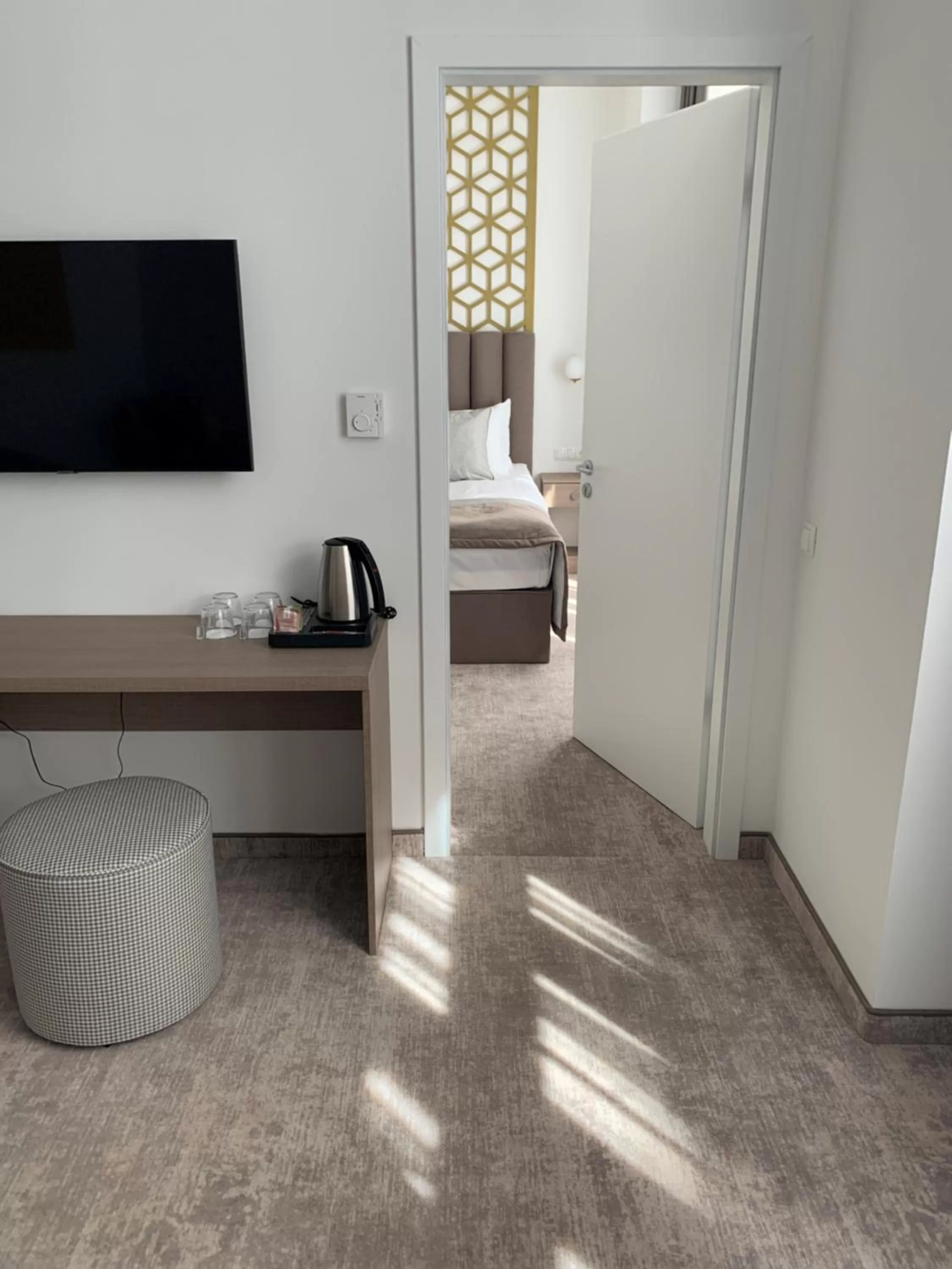 Photo of the whole room in Mera Hotel