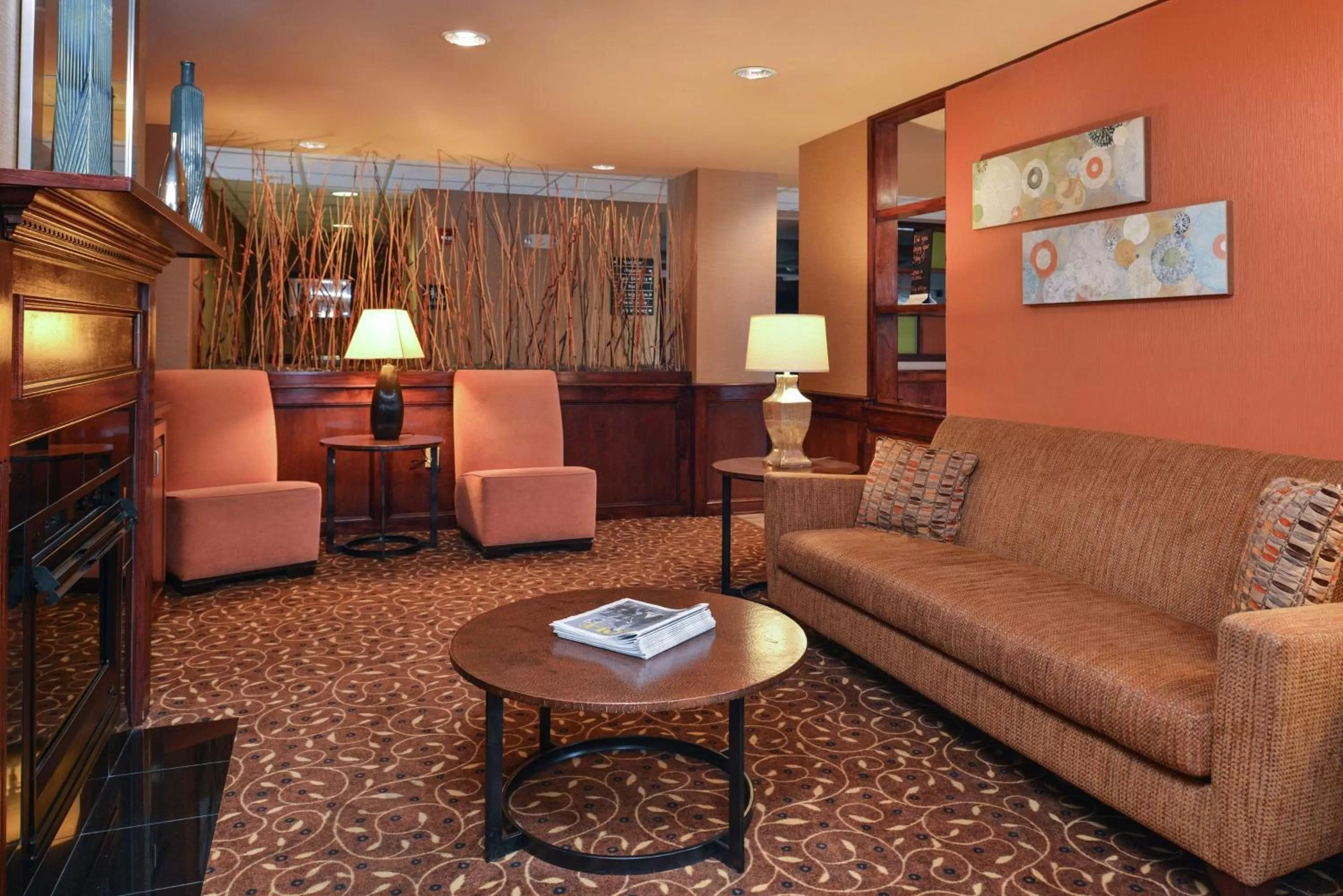 Lobby or reception in Hampton Inn Greensboro East / McLeansville