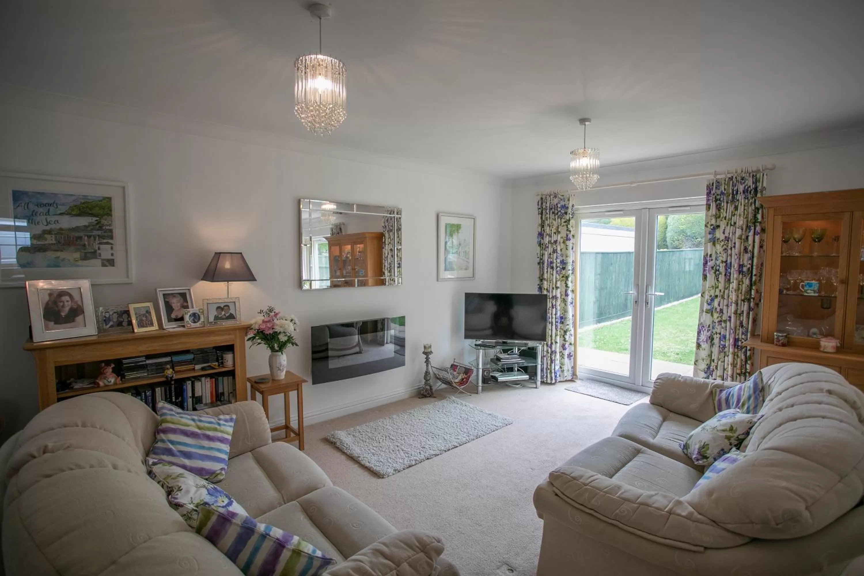 Living room in The Heather's Bed and Breakfast
