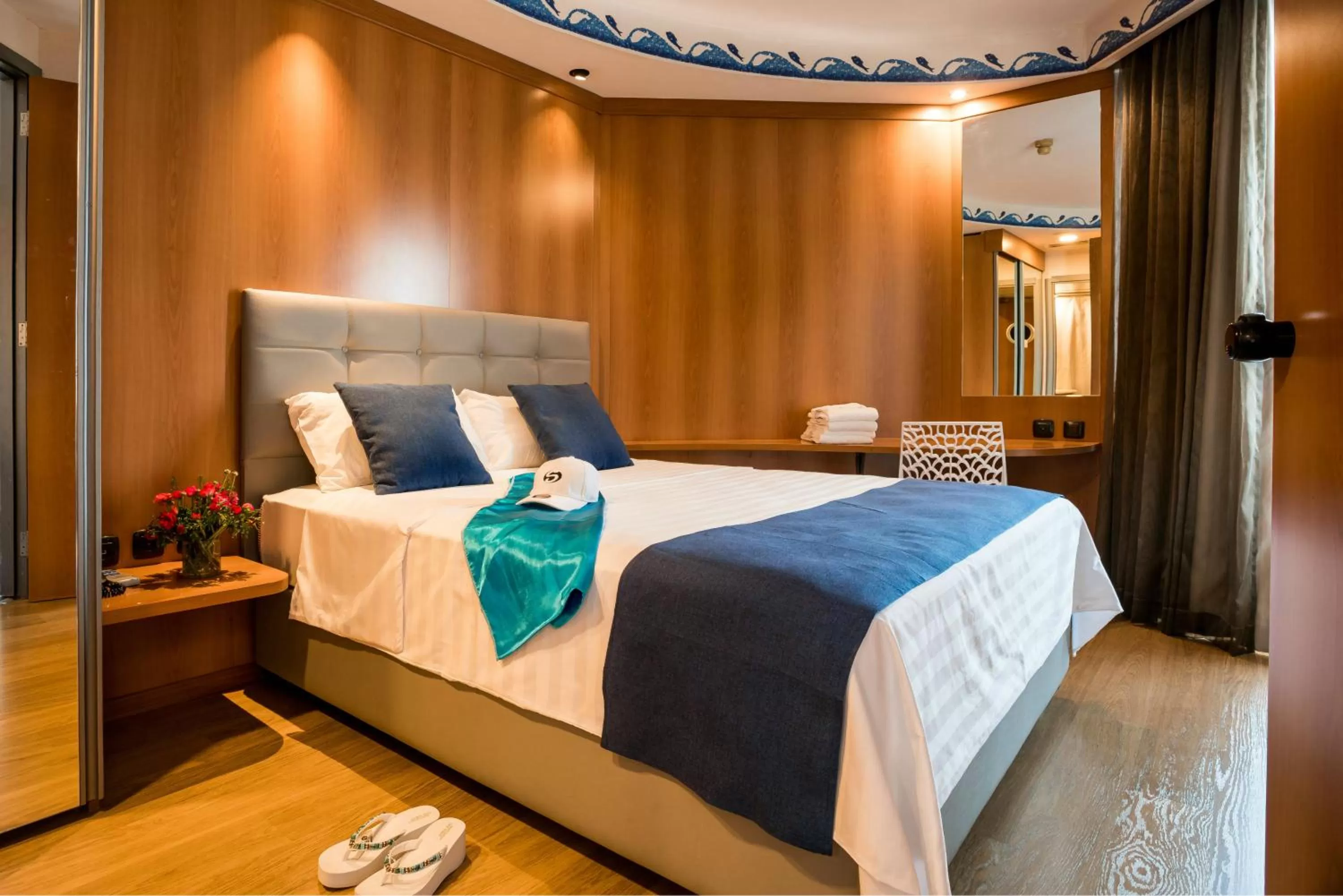 Bed in Club Hotel Eilat - All Suites Hotel