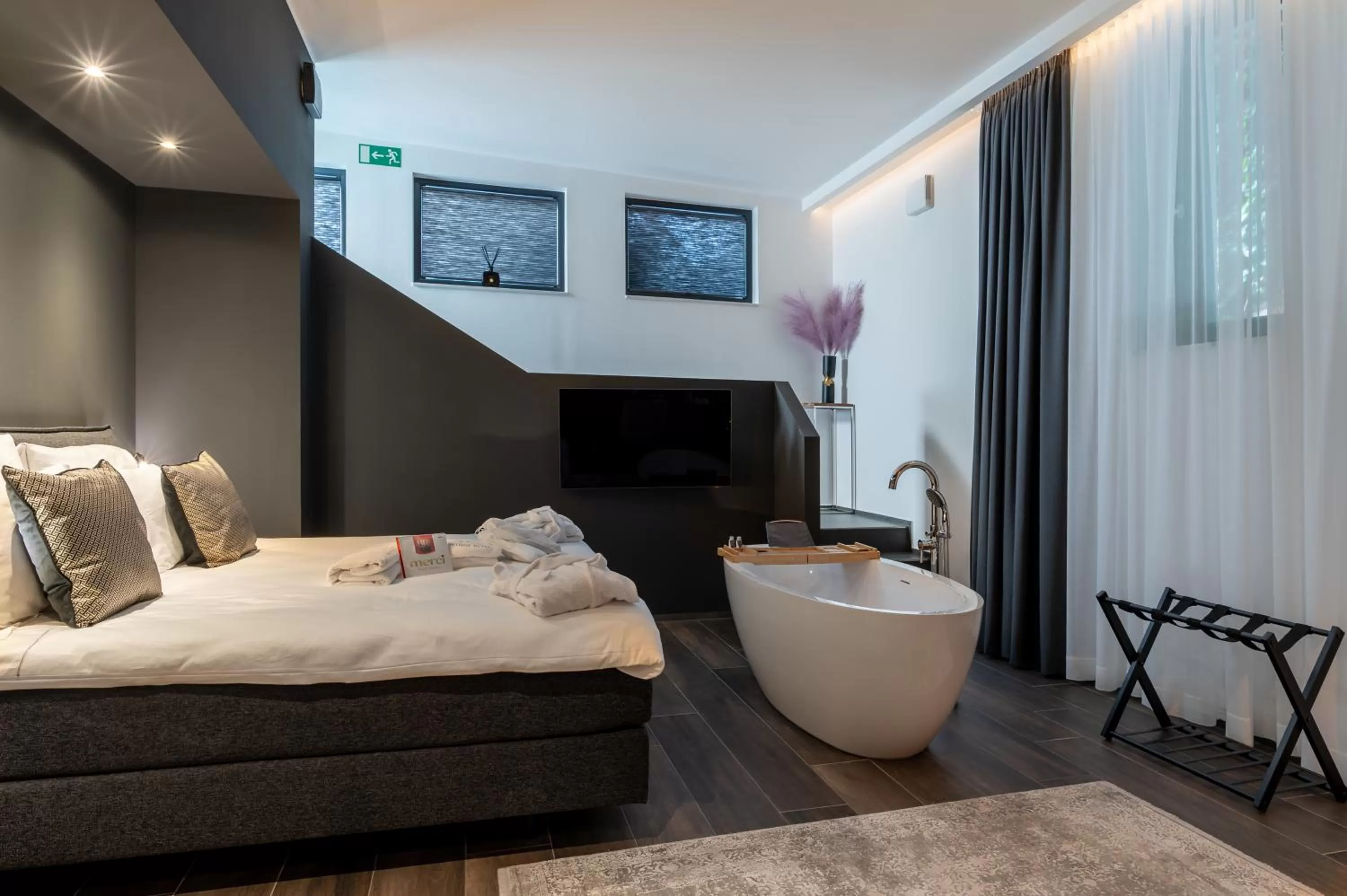 Photo of the whole room, Bed in Sellmann´s Boutique Hotel