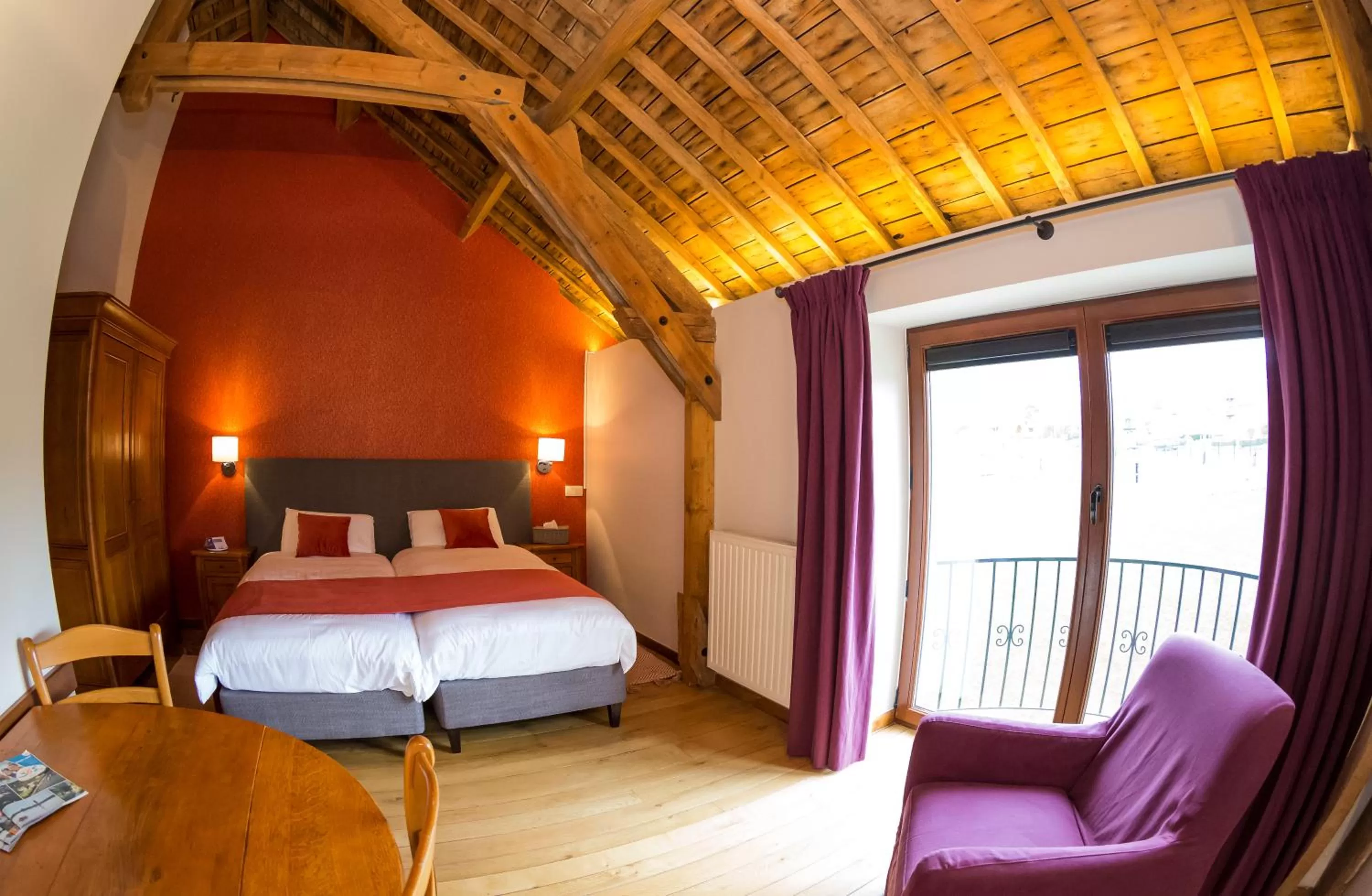 Photo of the whole room, Bed in B&B Ferme Château de Laneffe