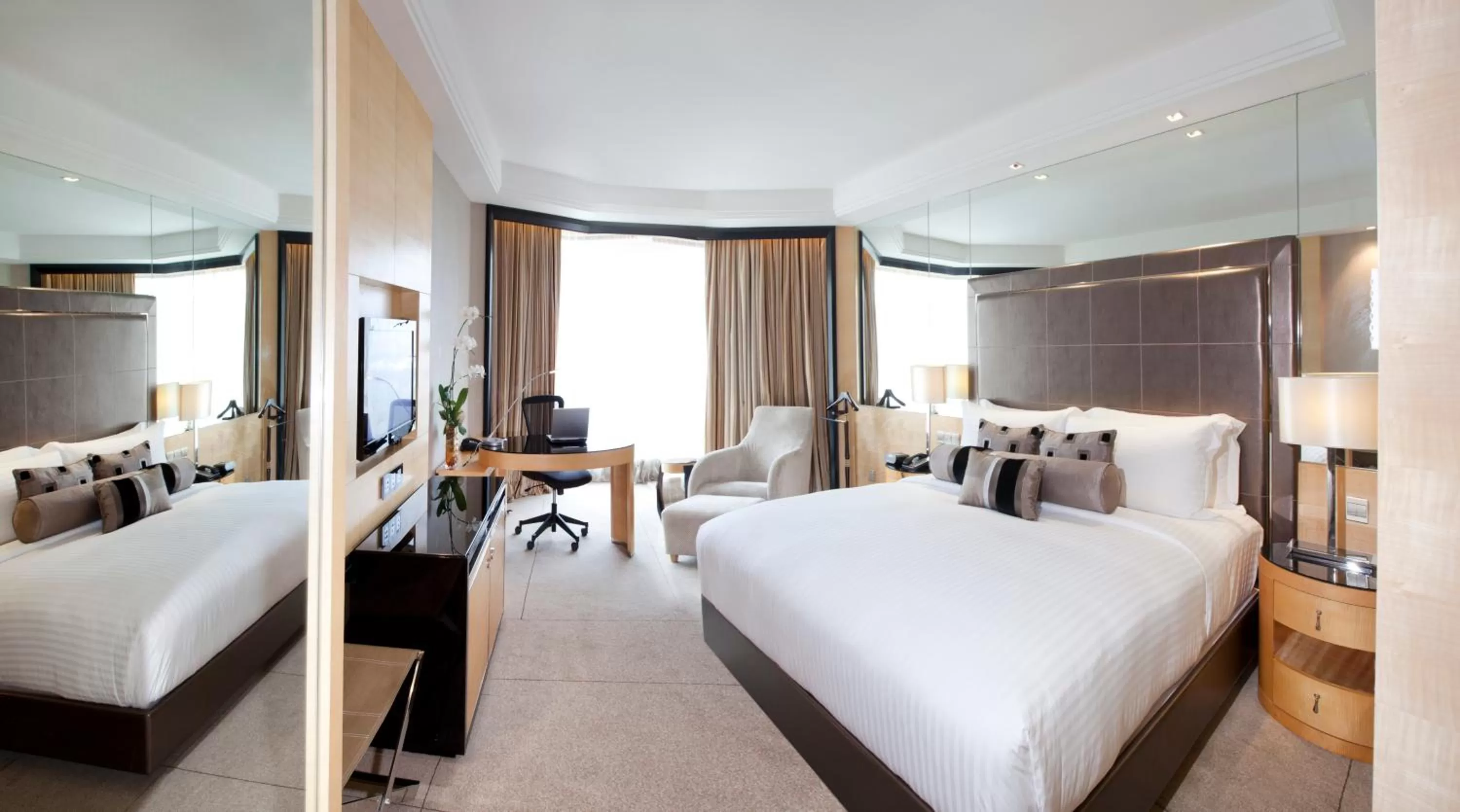 Photo of the whole room, Bed in Dorsett Grand Subang Hotel