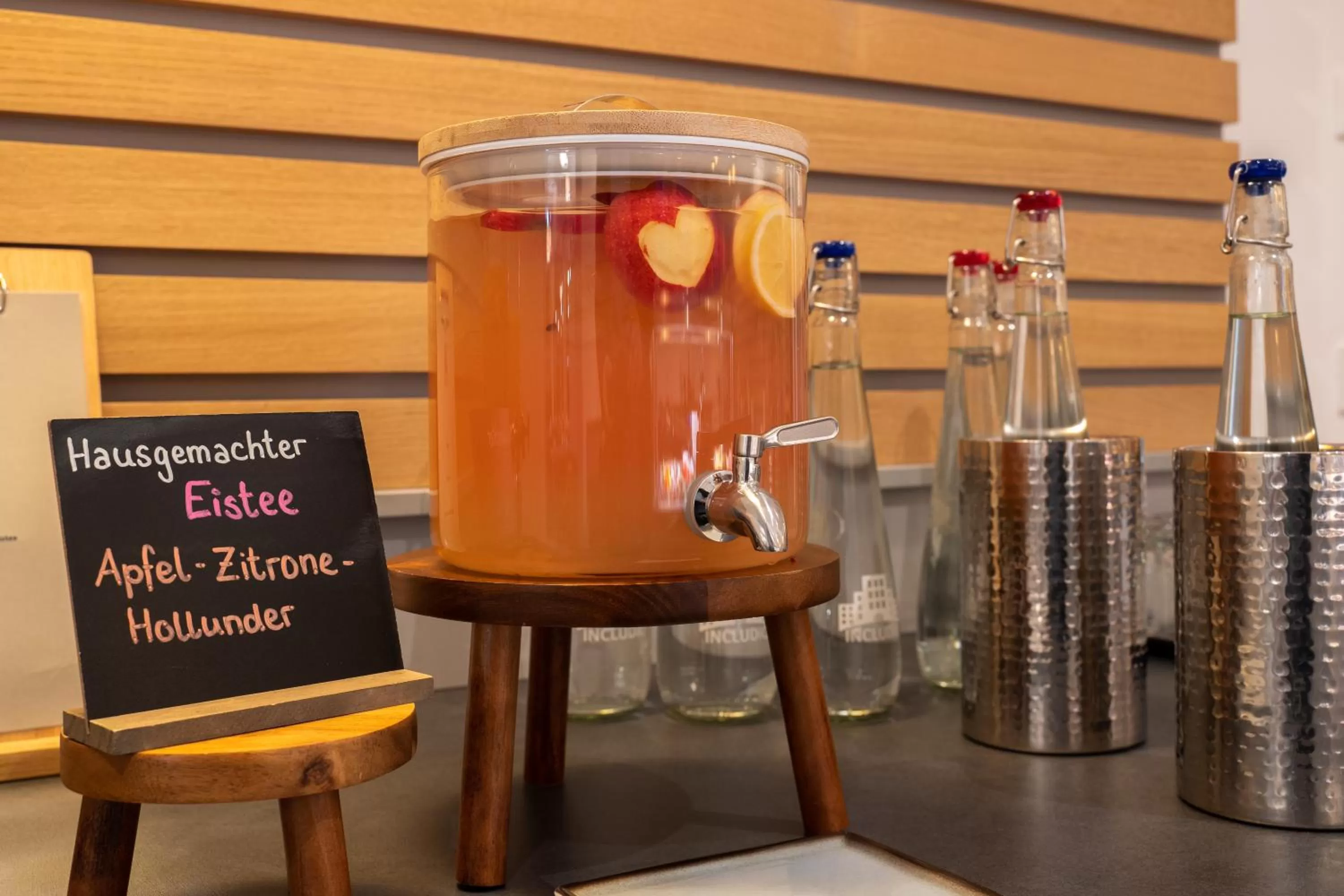 Buffet breakfast in Hotel INCLUDiO