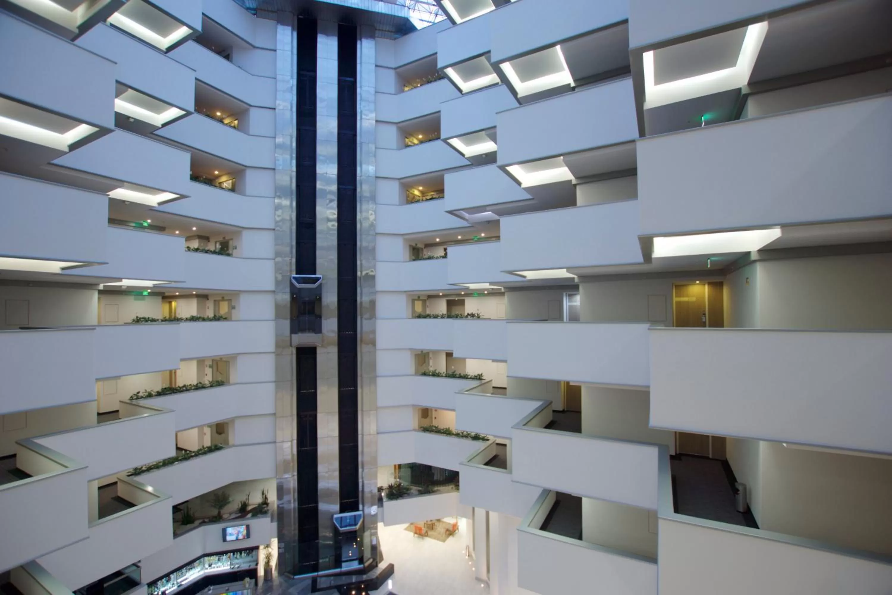 Lobby or reception in Crowne Plaza Hotel Mexico City North-Tlalnepantla, an IHG Hotel