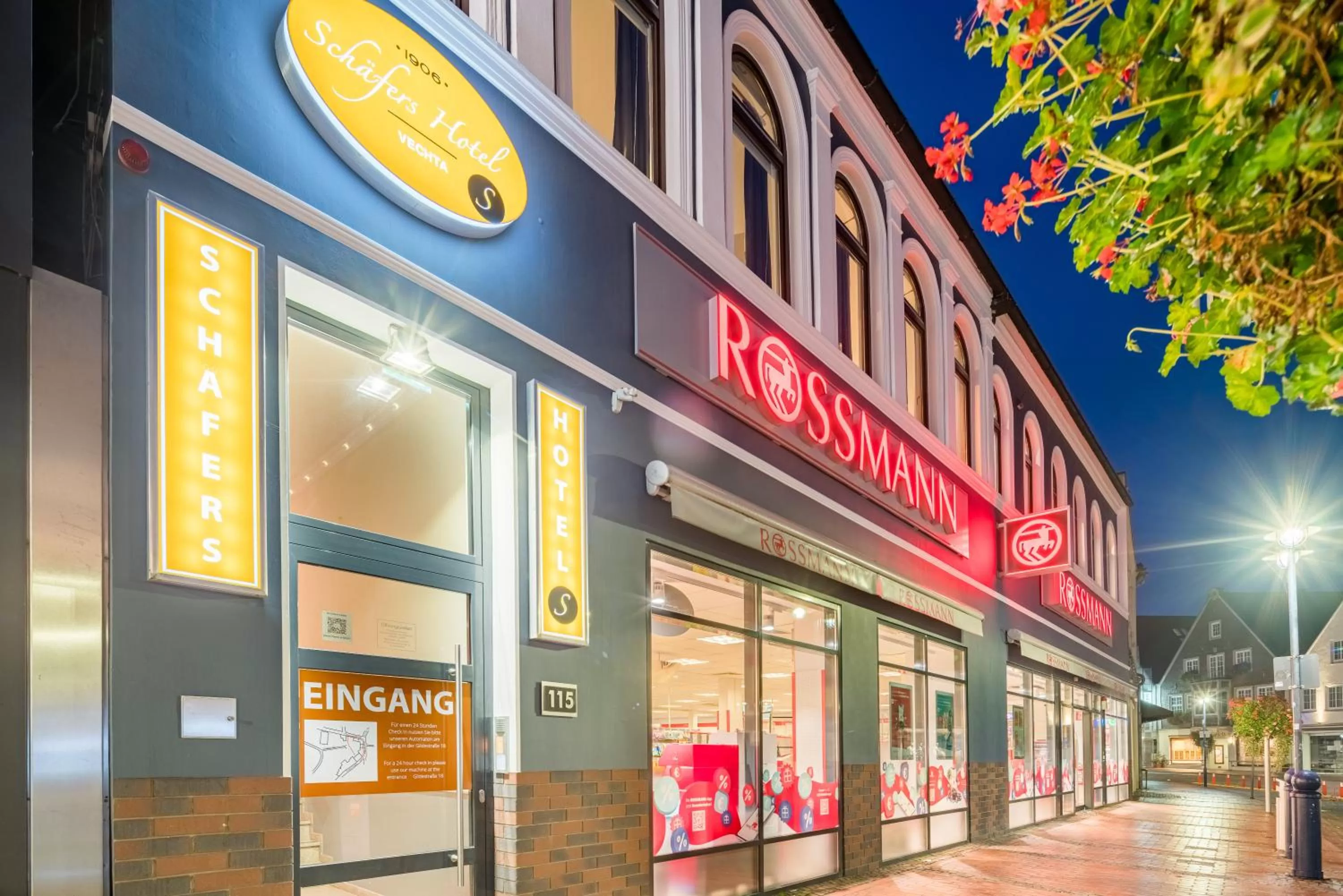 Property building in Schäfers Hotel, Self-Check-in, Cafe und Bäcker am Hotel