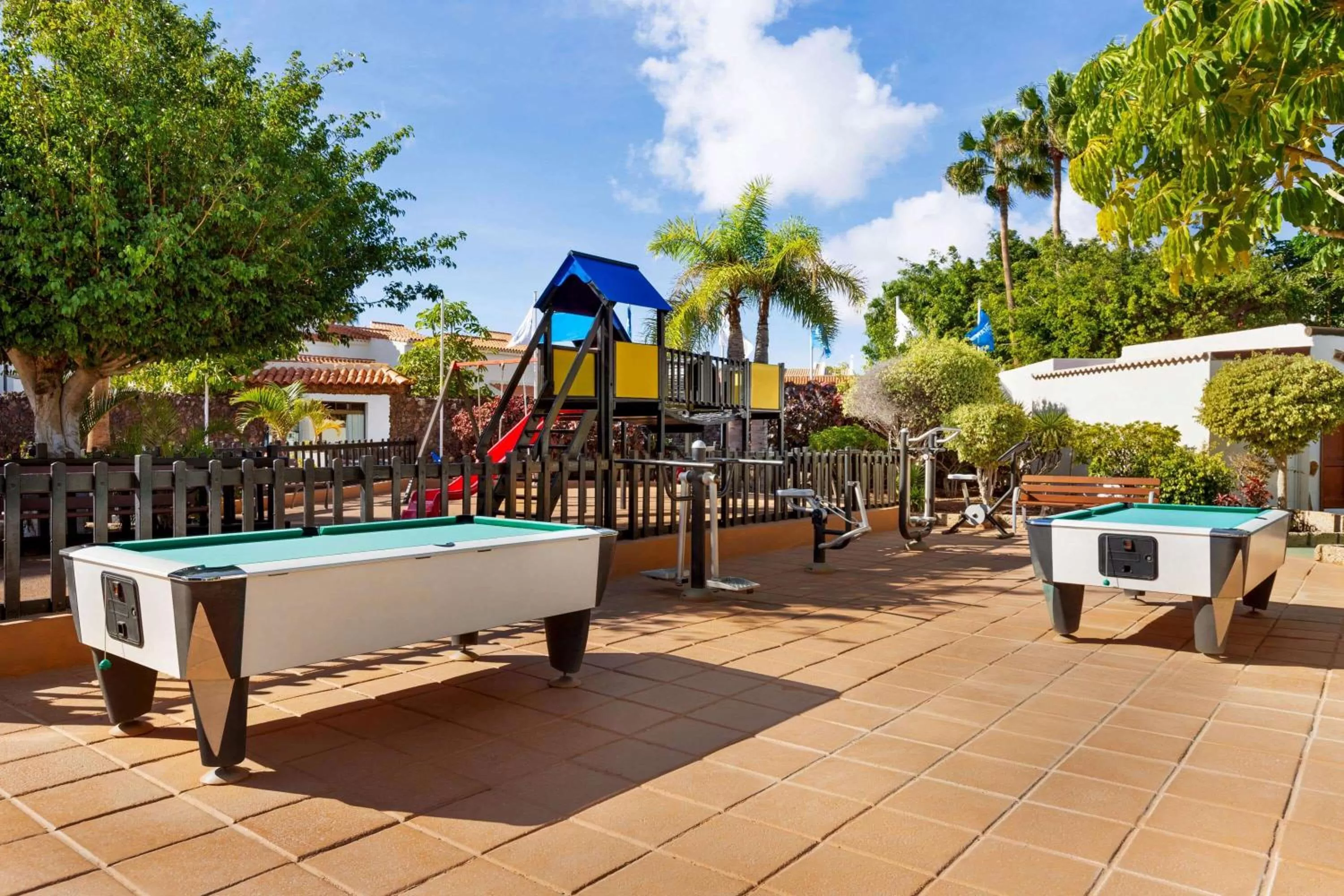 Game Room in Wyndham Residences Golf del Sur