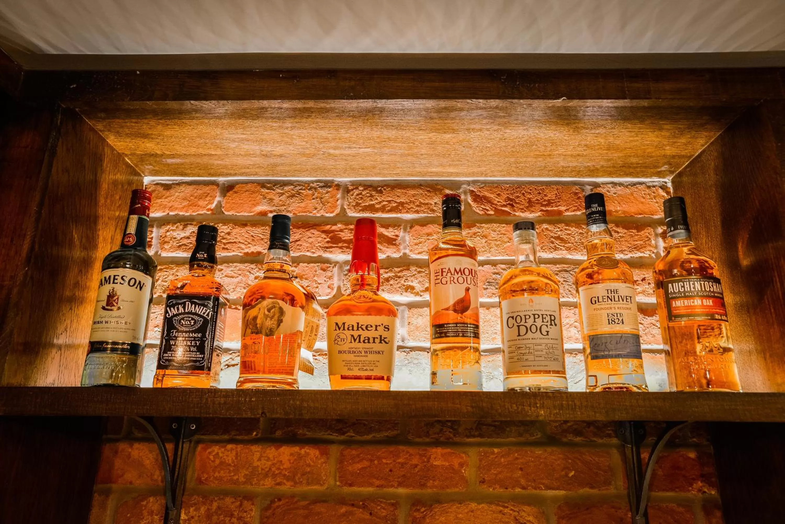 Lounge or bar in Abbey Fields By Chef & Brewer Collection