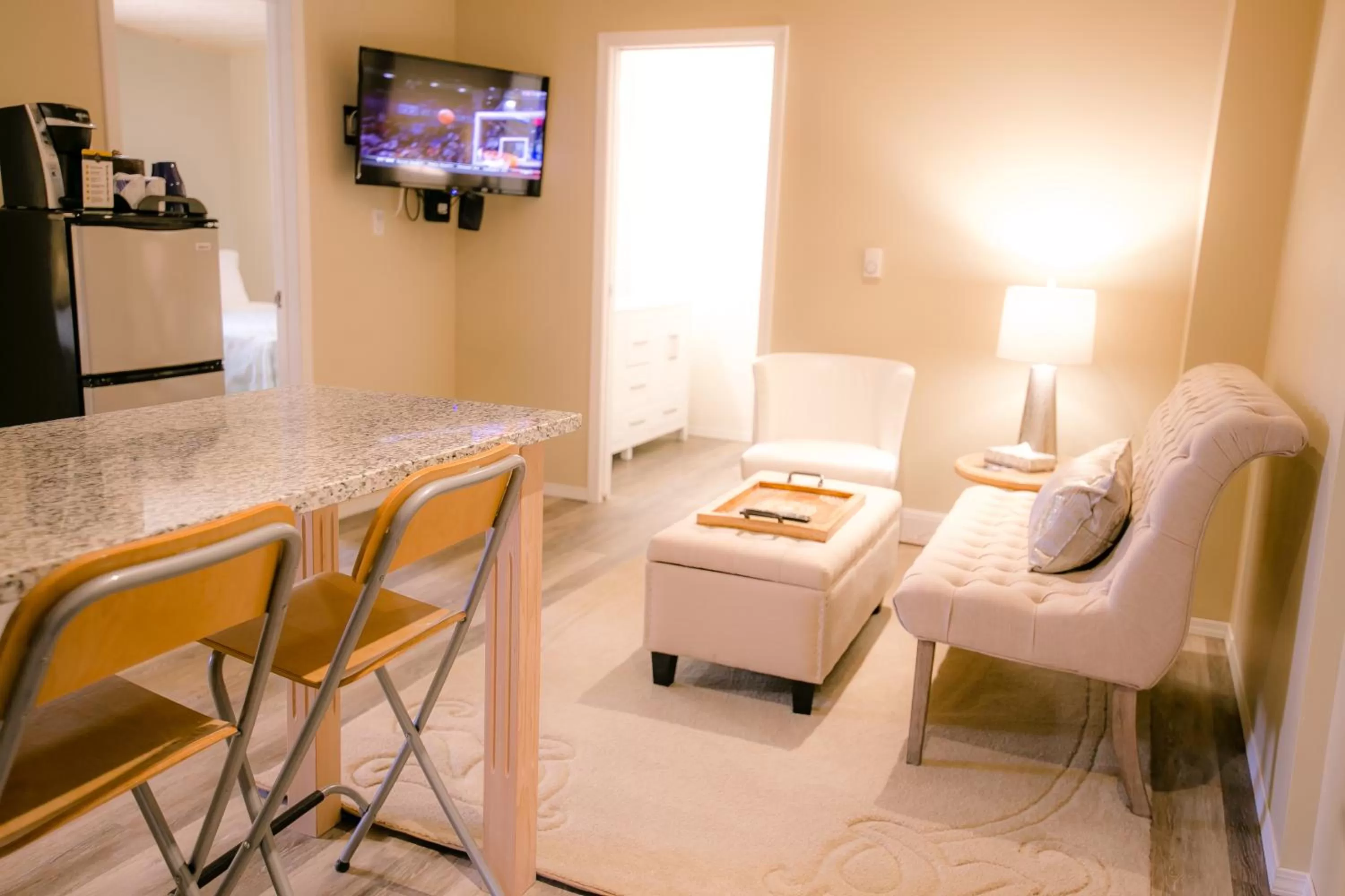 Photo of the whole room in Crystal Springs Lodge