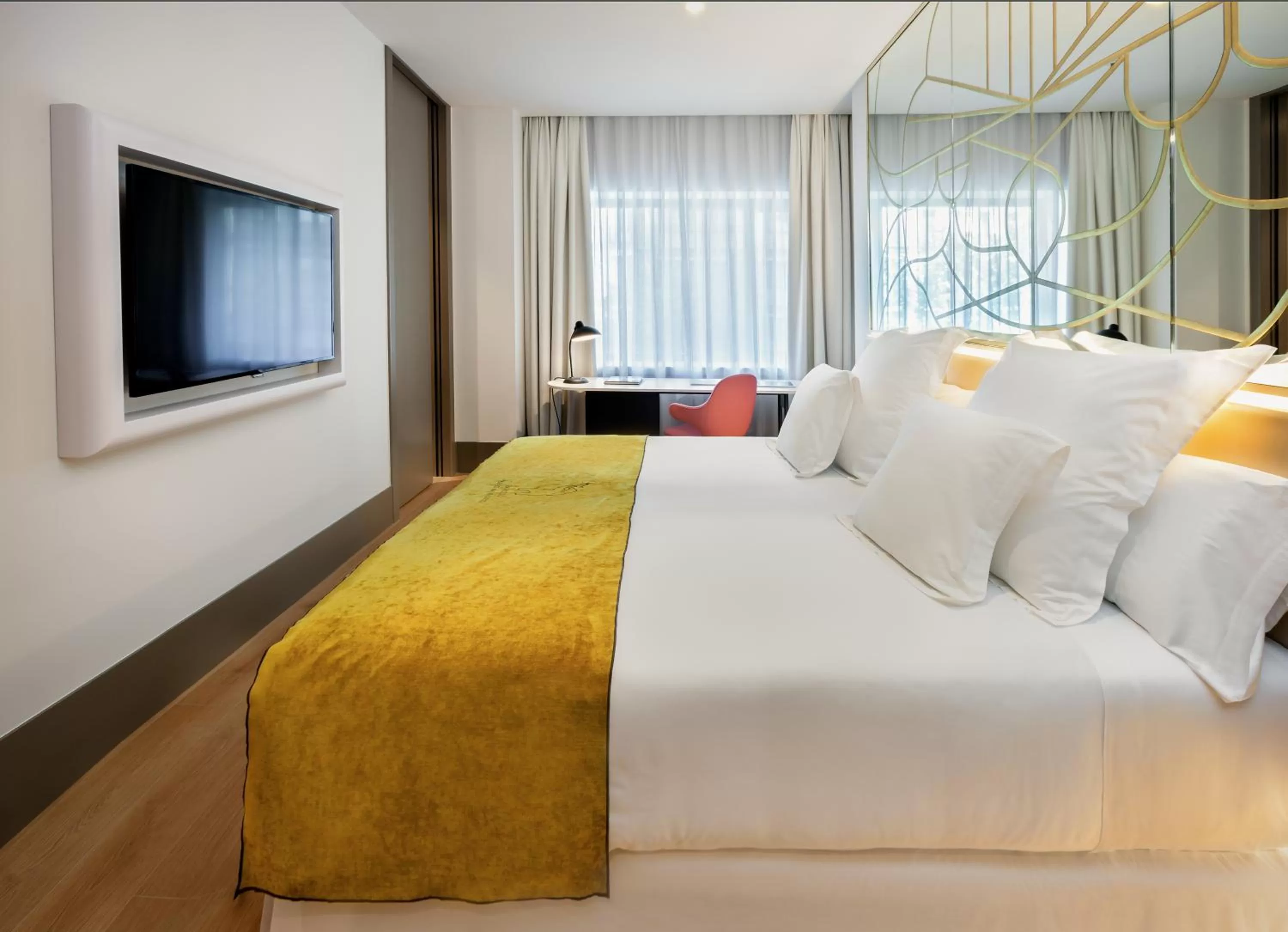 TV and multimedia, Bed in Barceló Torre de Madrid