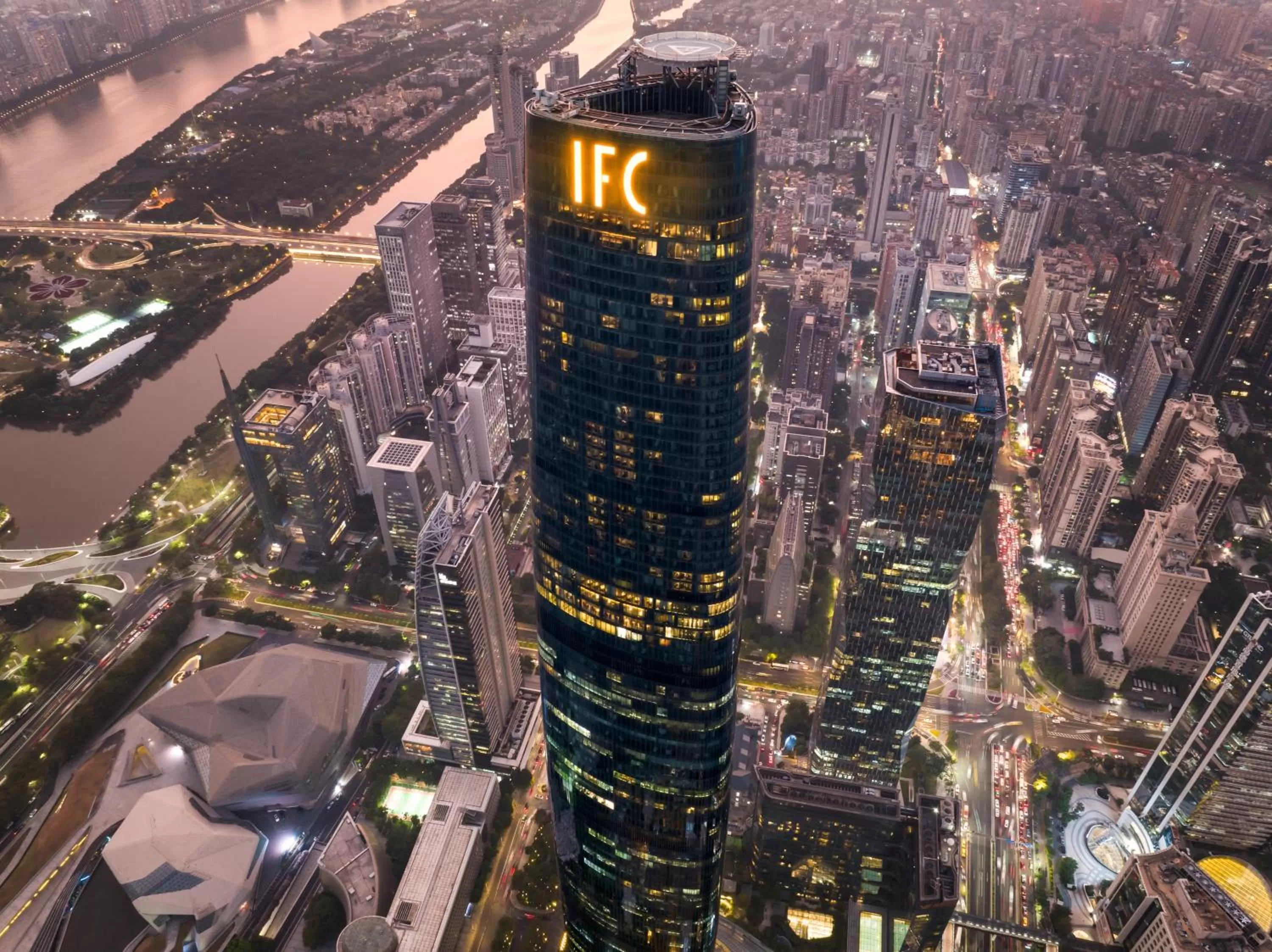 Property building in Four Seasons Hotel Guangzhou