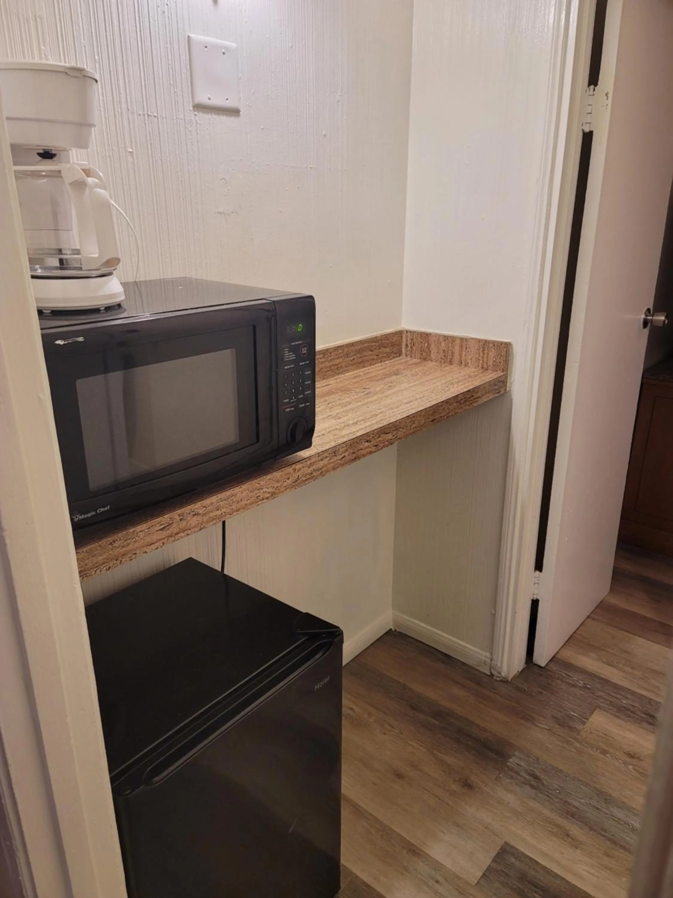 Kitchen or kitchenette in Oceana Boutique Hotel