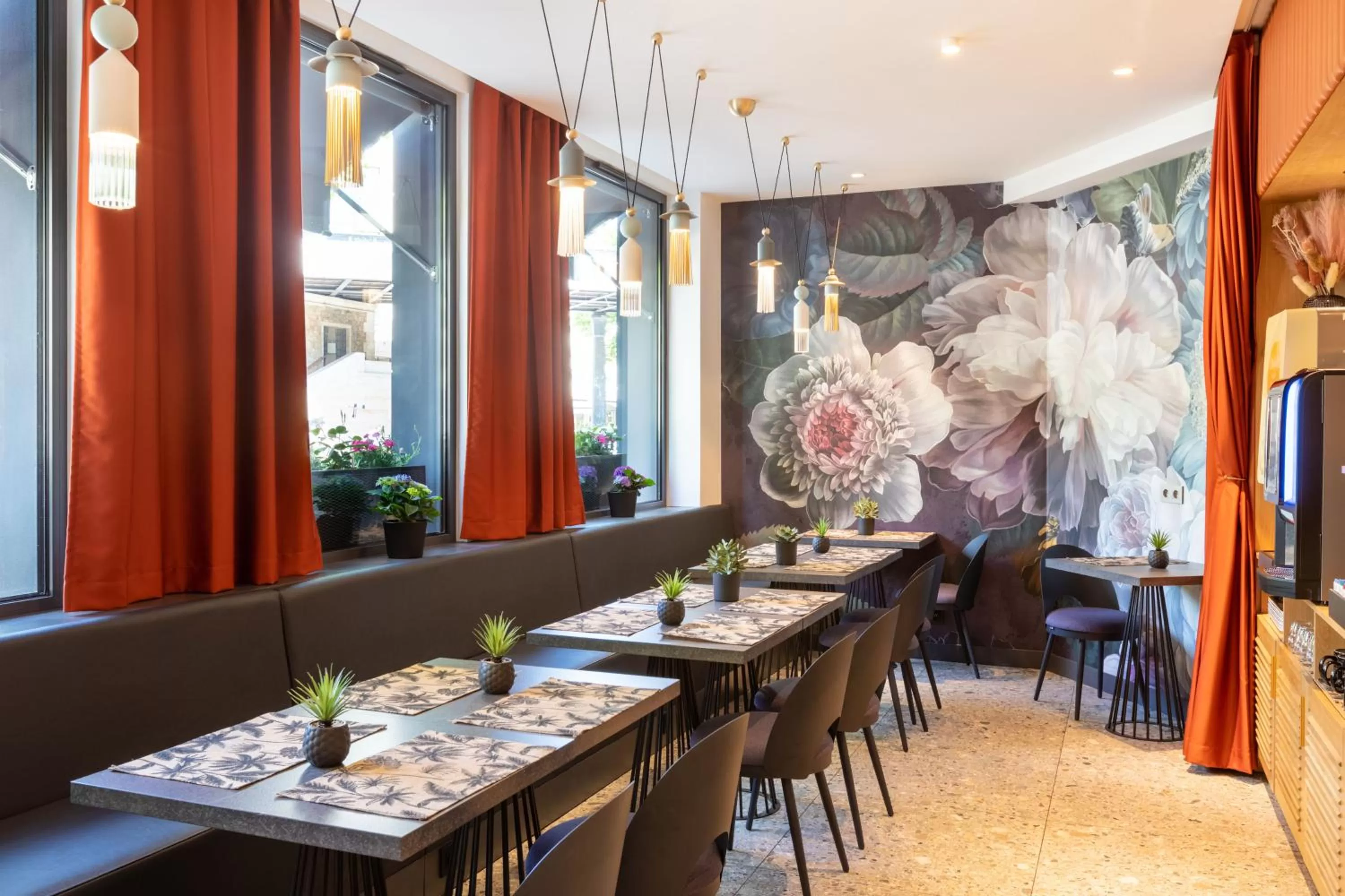 Living room in Hôtel Prince Albert Gare de Lyon