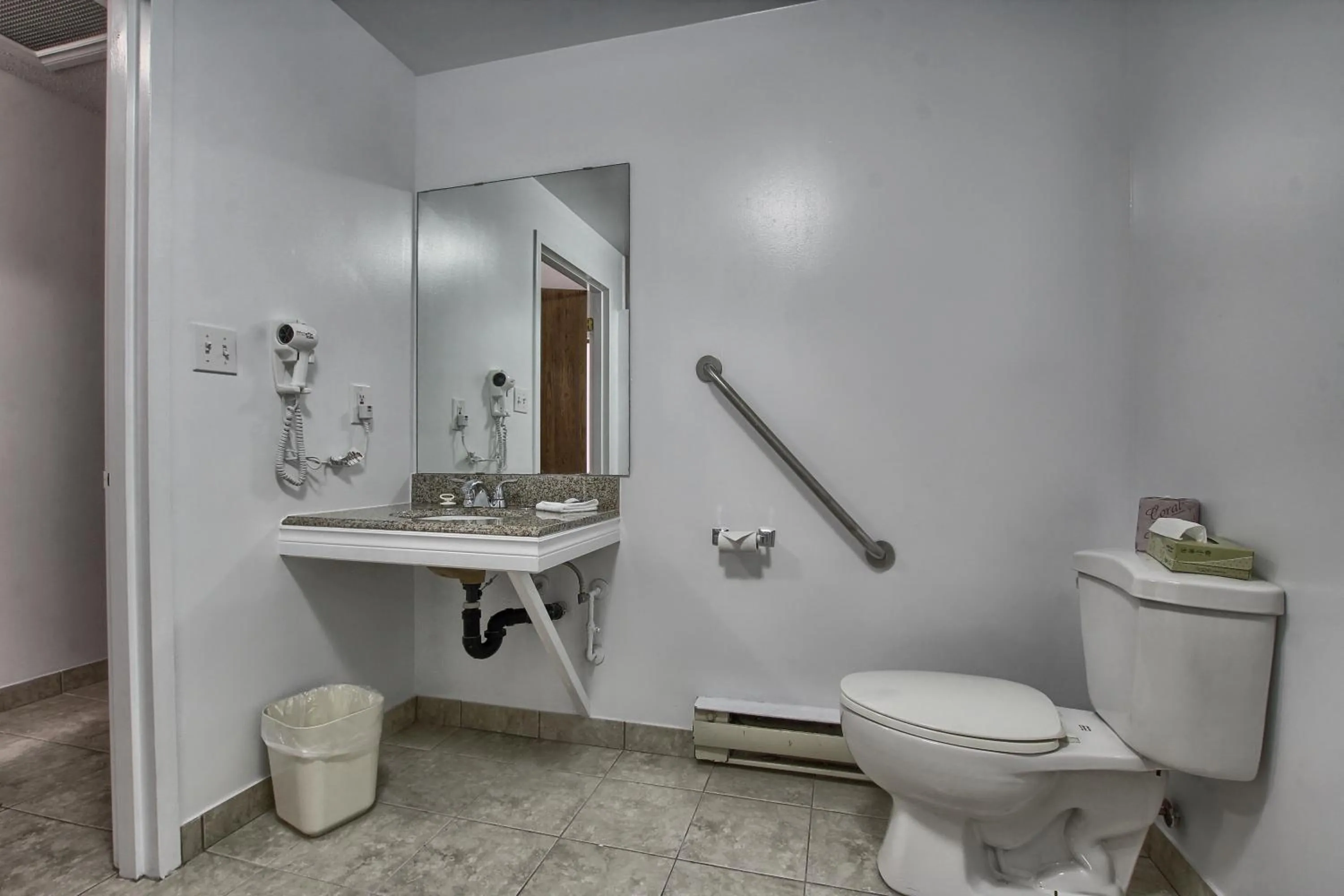 Bathroom in Motel 6-Windsor, ON