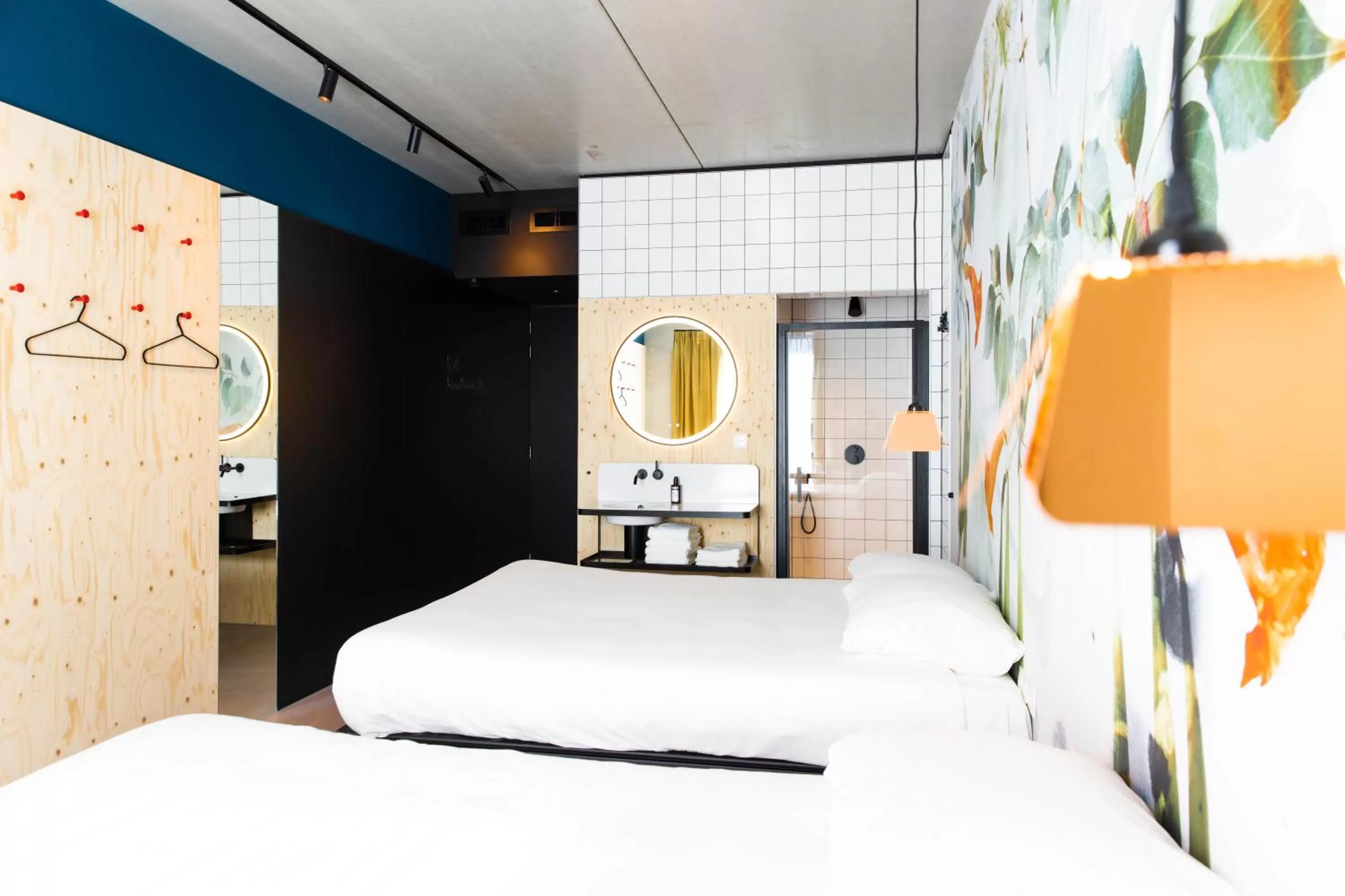 Bed in the urban hotel Moloko - rooms only - unmanned - digital key by email