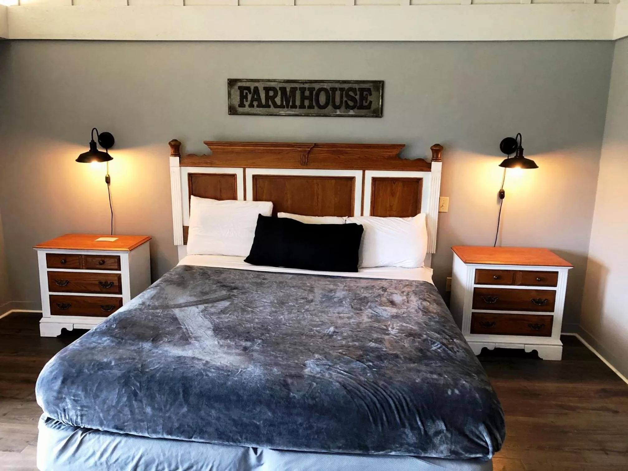 Bed in Ridgemark Golf Club and Resort