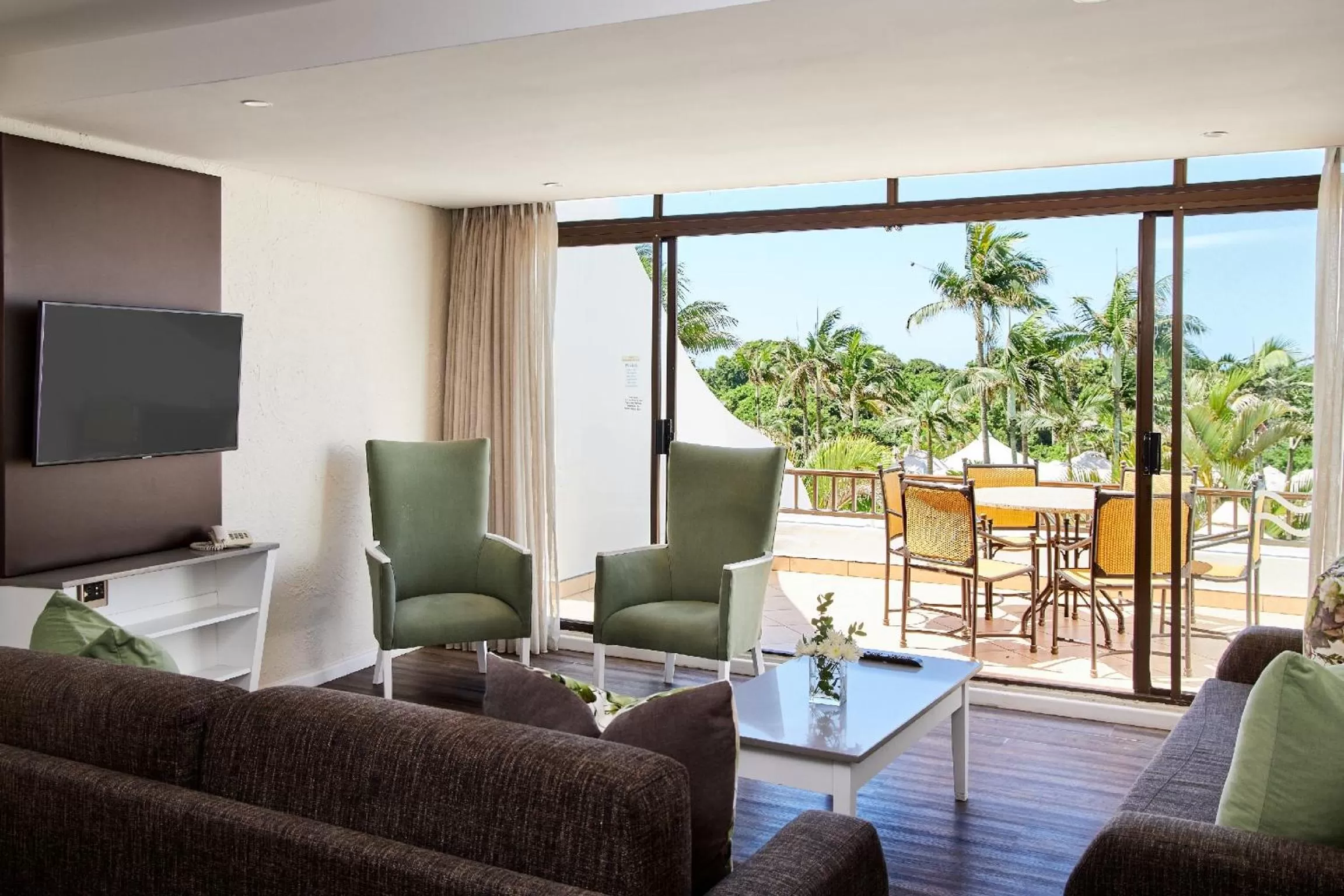 Bed in First Group Breakers Resort - Official