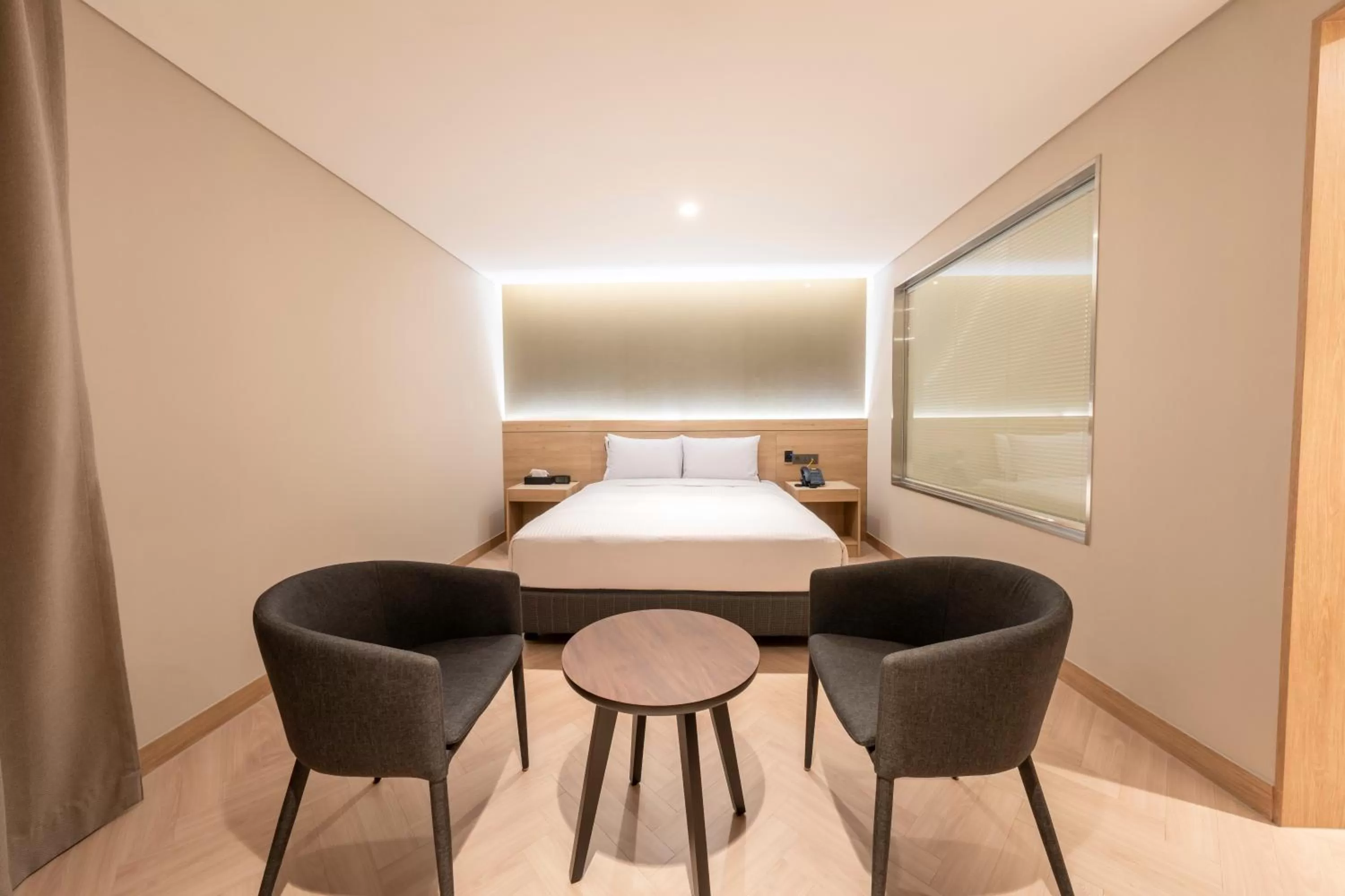 Photo of the whole room, Bed in Hotel Foret The Spa