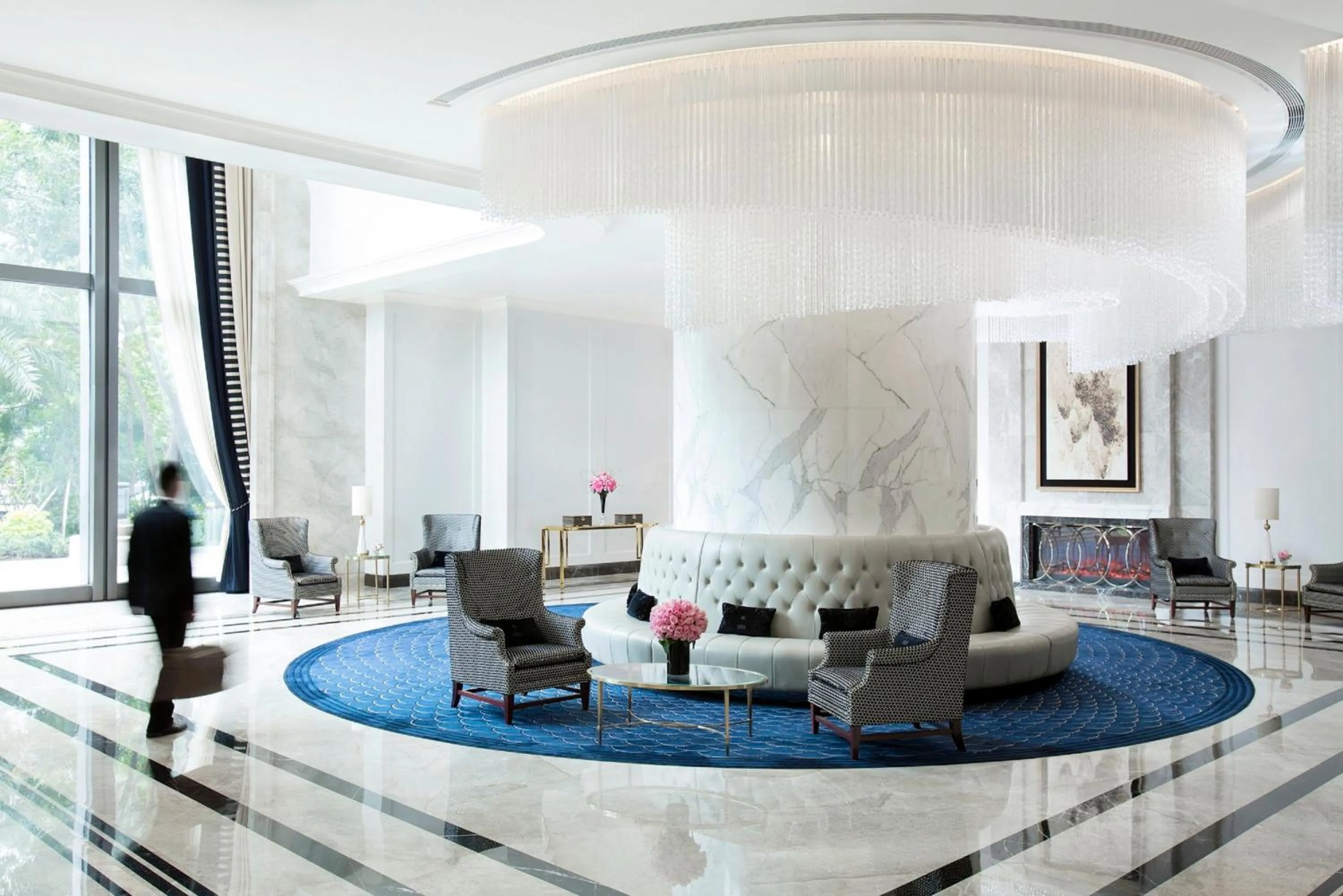 Lobby or reception in The Langham, Shenzhen