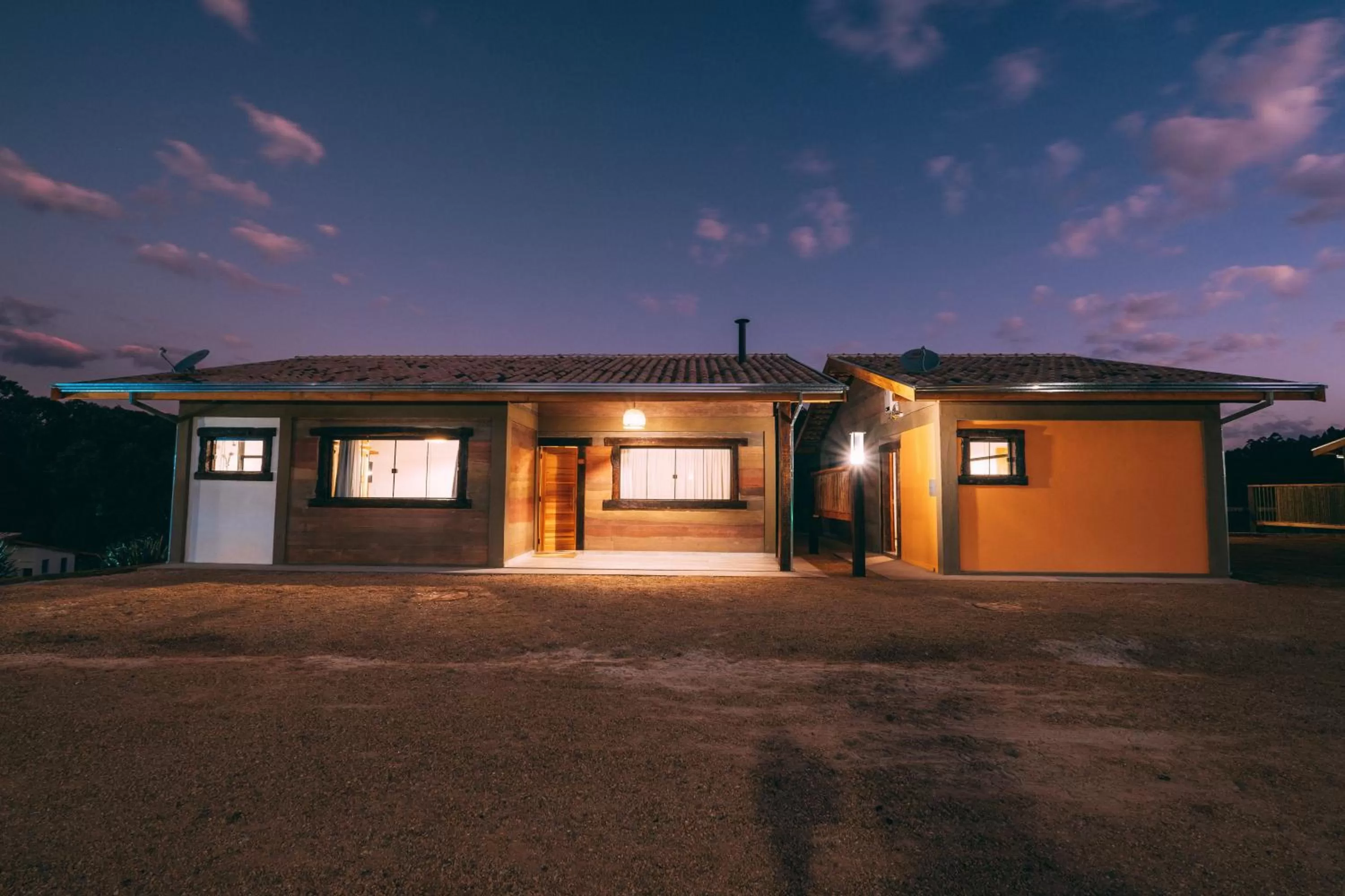 Property building in Pousada Trem Chic