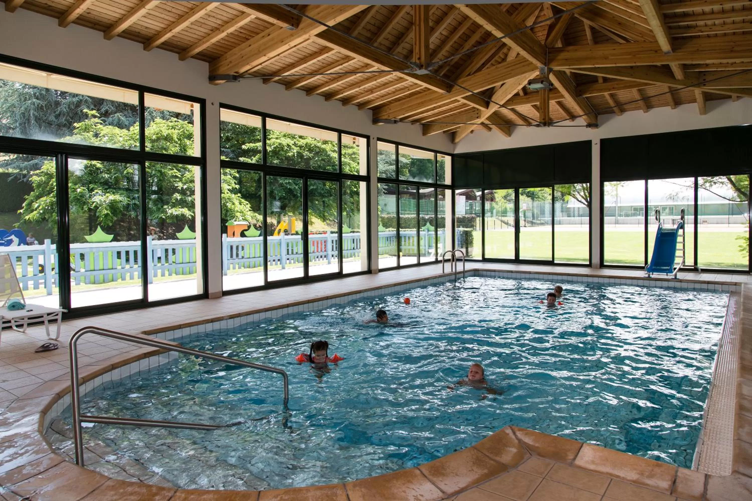 Swimming pool in Hôtel Royal