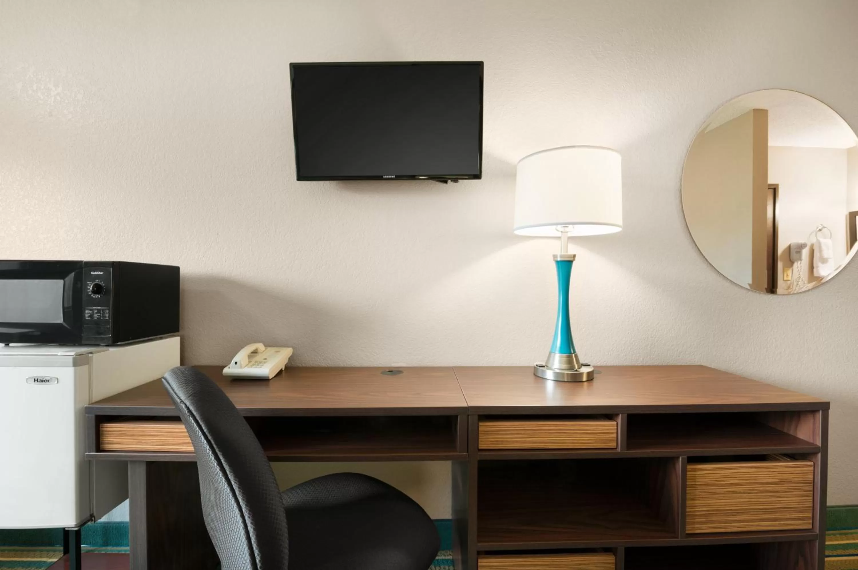 Seating area in Super 8 by Wyndham Rantoul