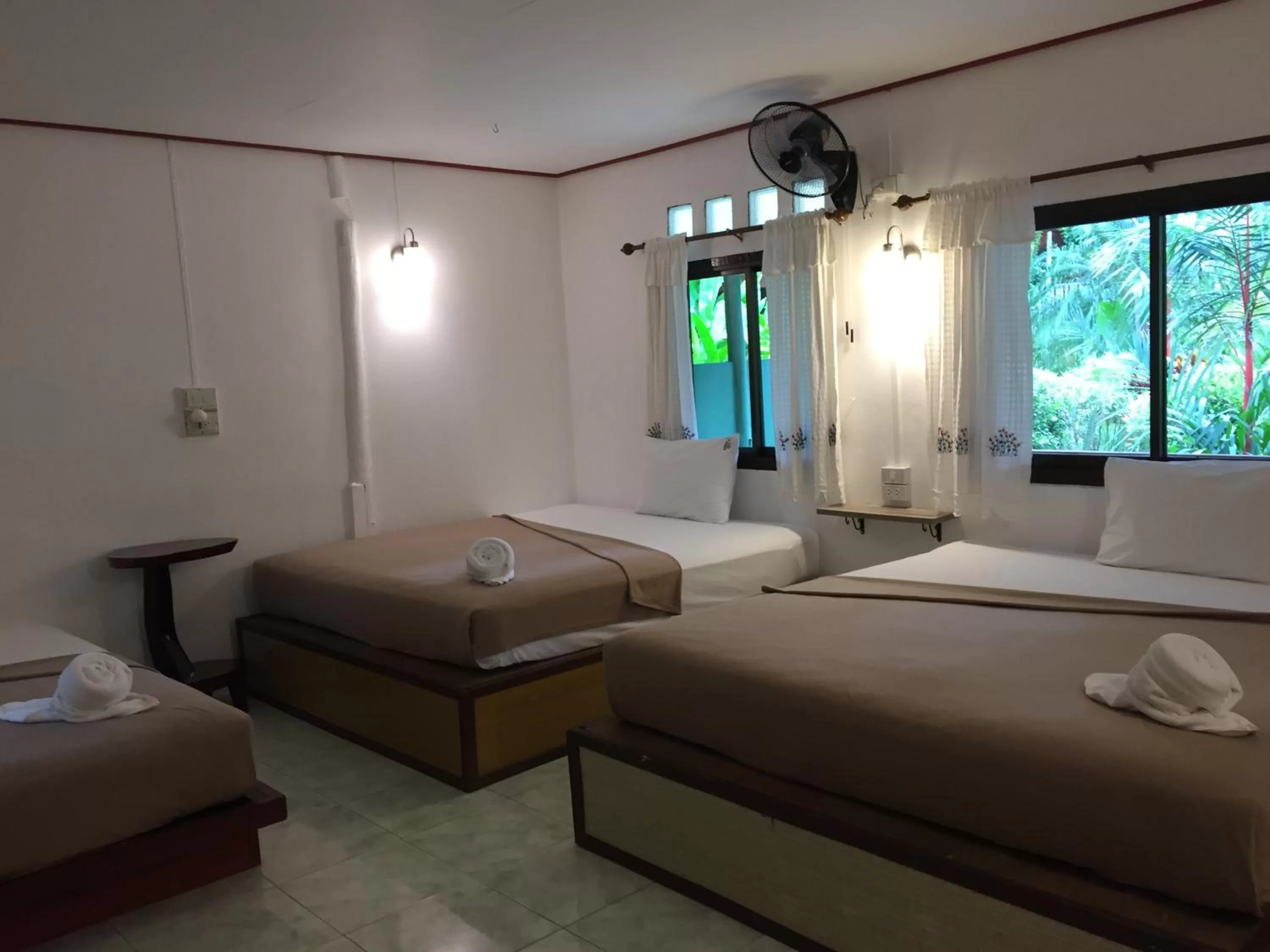 Bed in Khao Sok Jungle Huts Resort