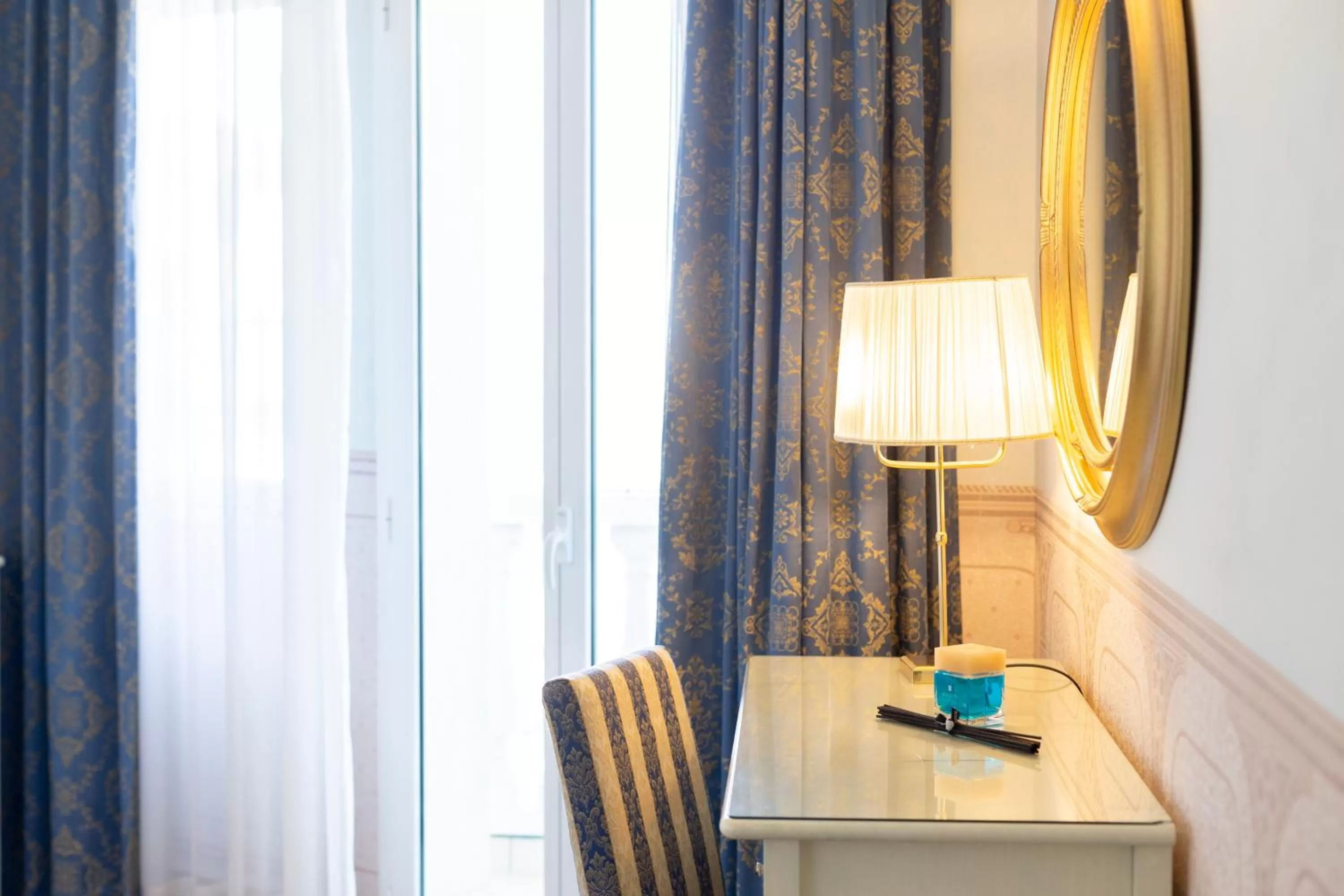 Bedroom in Hotel Baia Imperiale