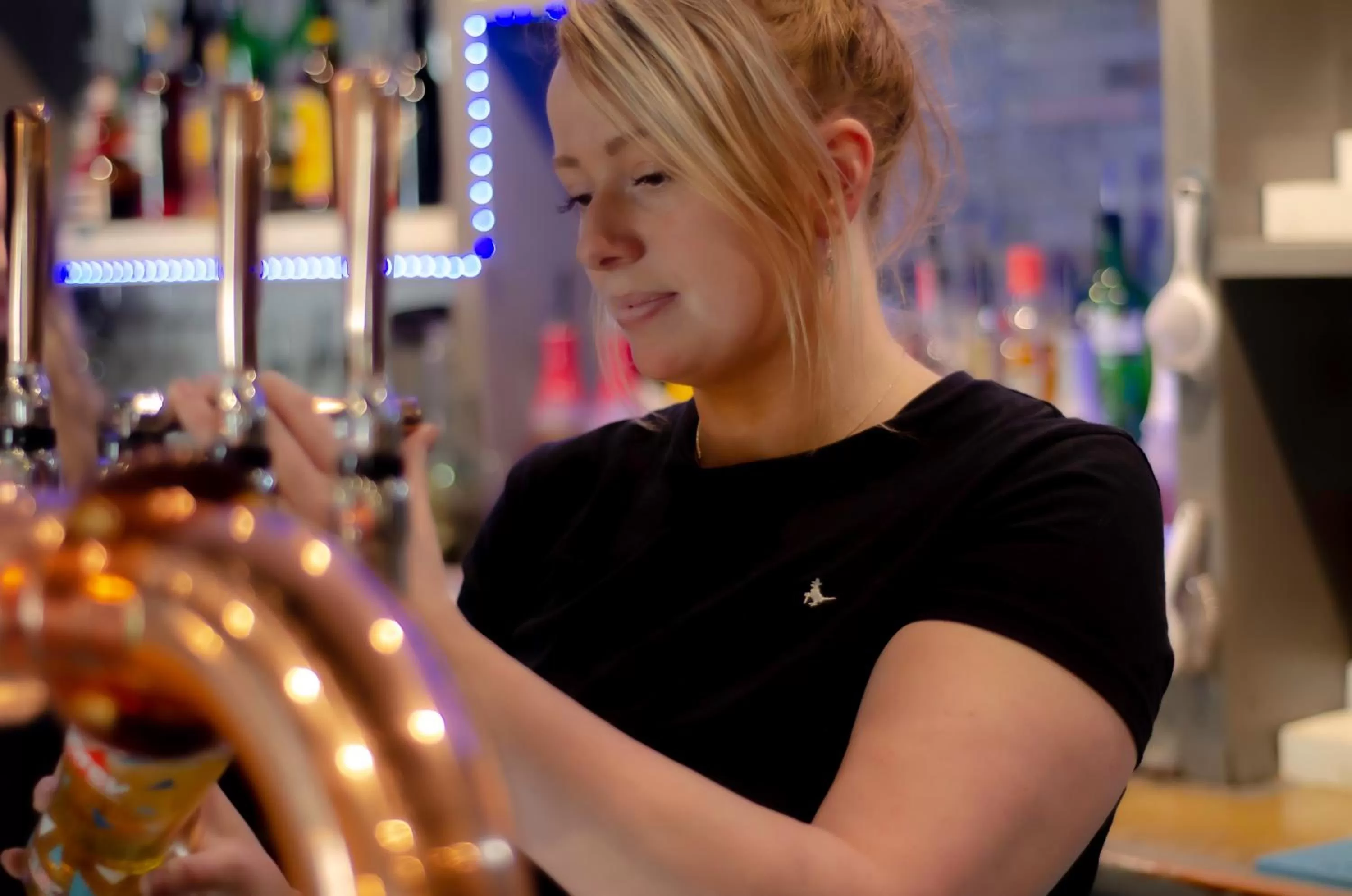 Lounge or bar in Molesworth Arms