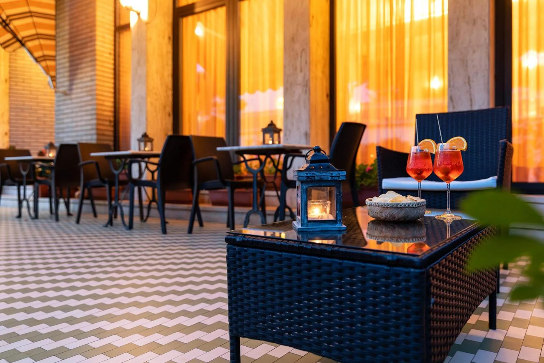 Patio in Hotel Rivamare