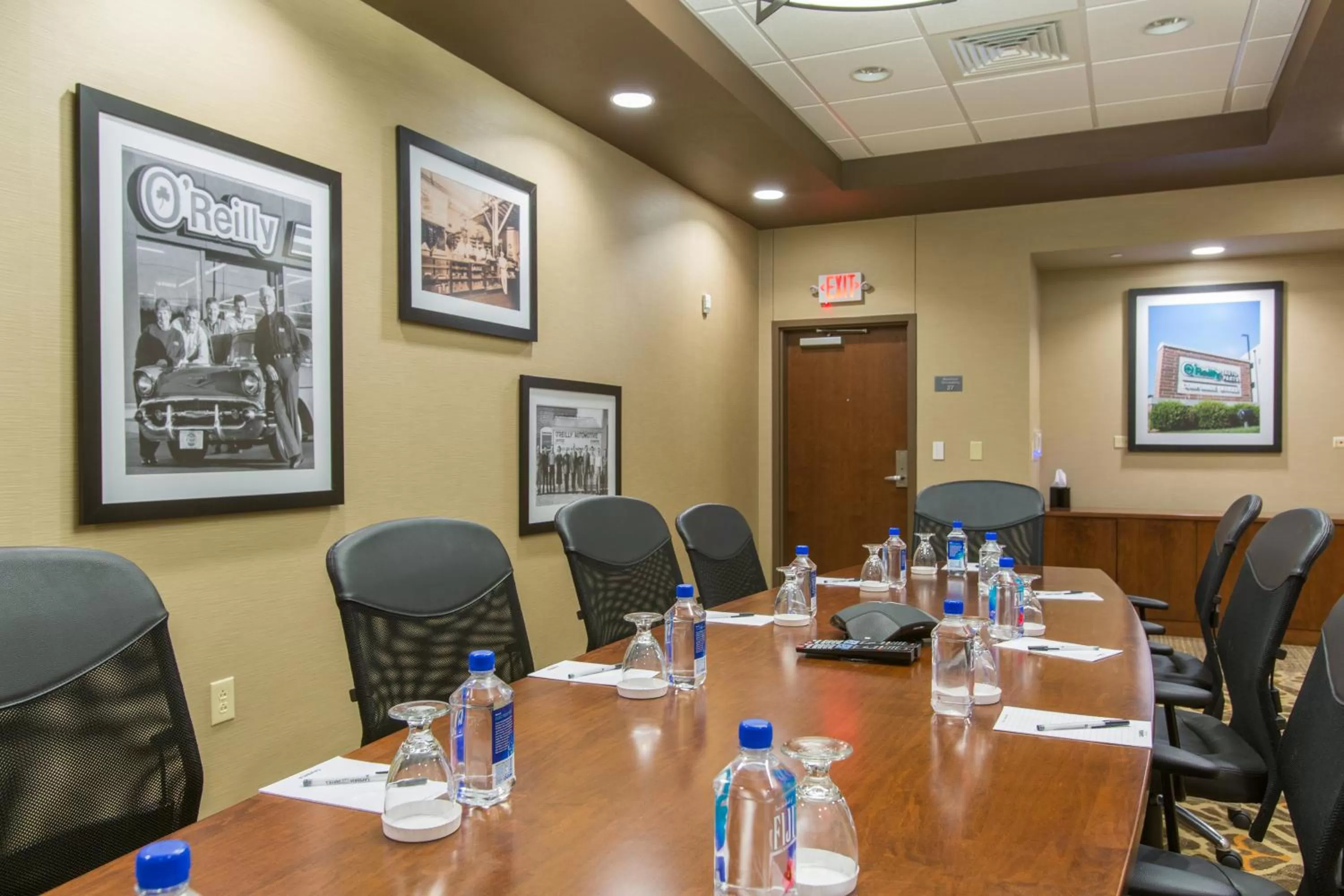 Photo of the whole room in Cambria Hotel Plano - Frisco