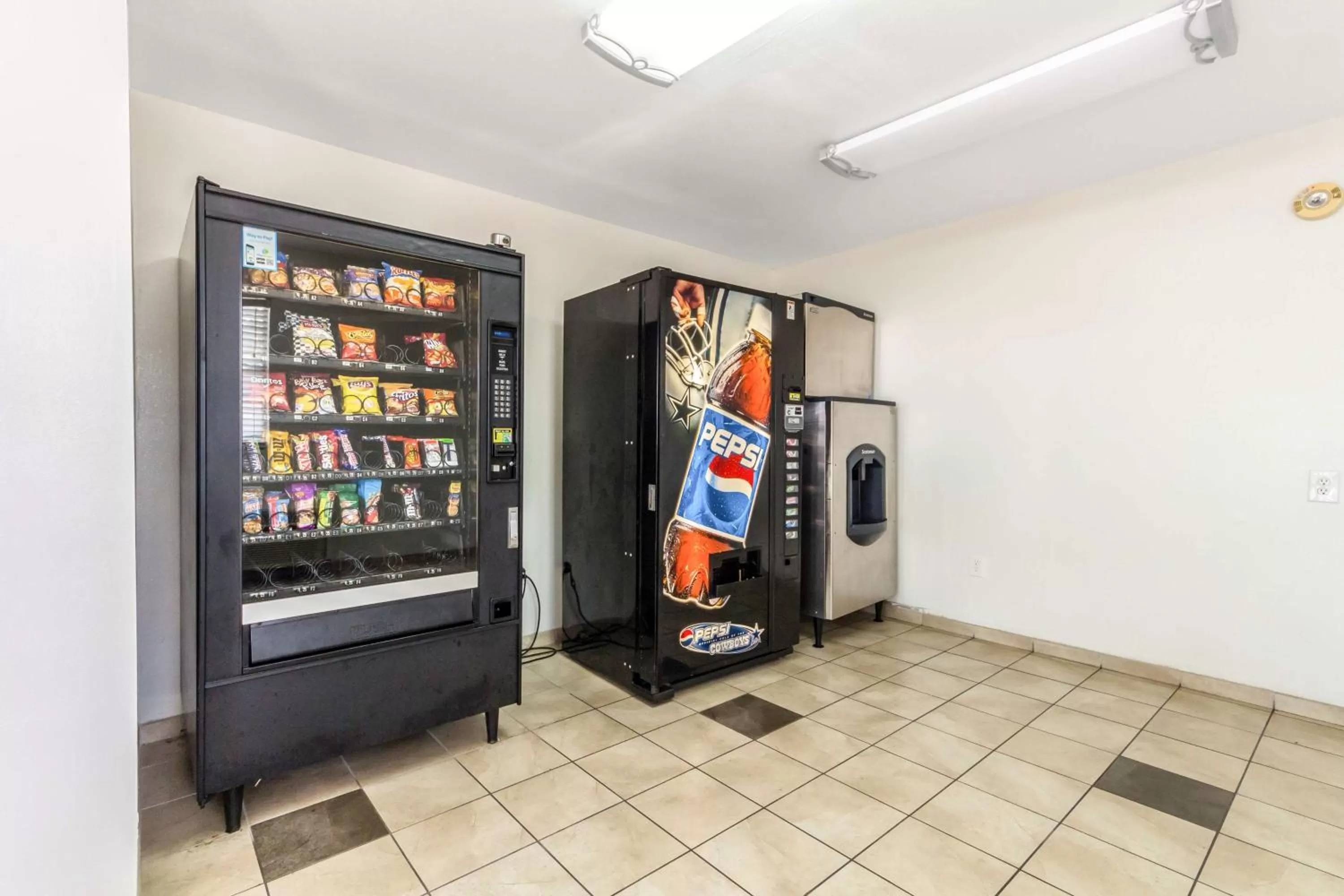 On site in Studio 6-Dallas, TX - Northwest