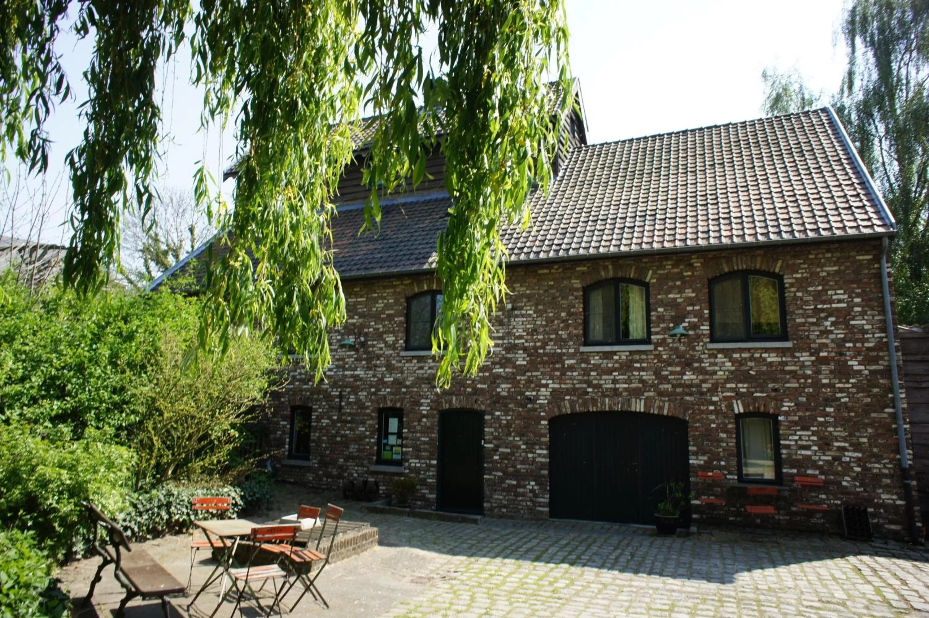 Property building in B&B De Dubbelmolen