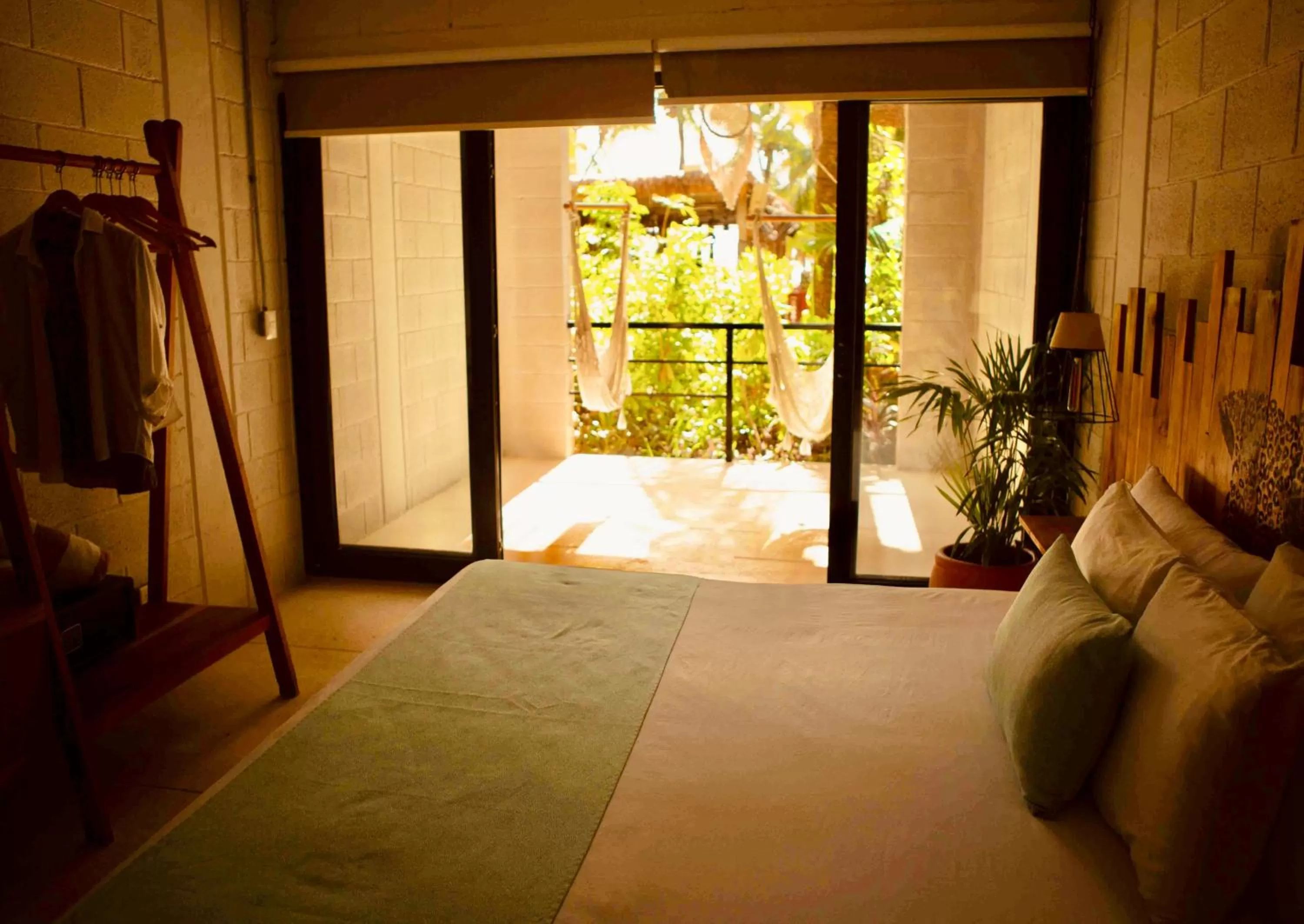 Bed in Nomads Hotel, Hostel & Beachclub