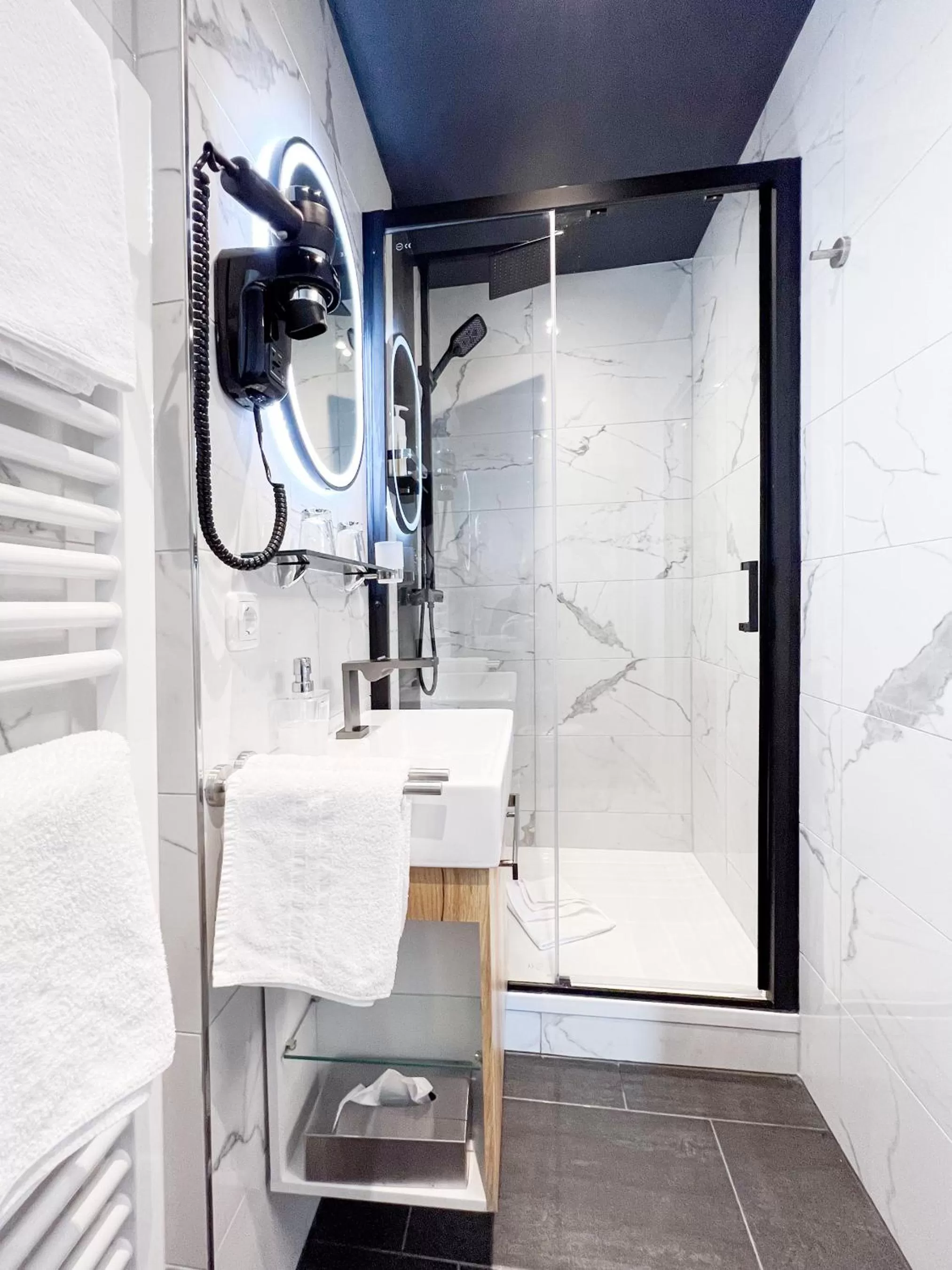 Bathroom in Hotel Schlossblick Chiemsee