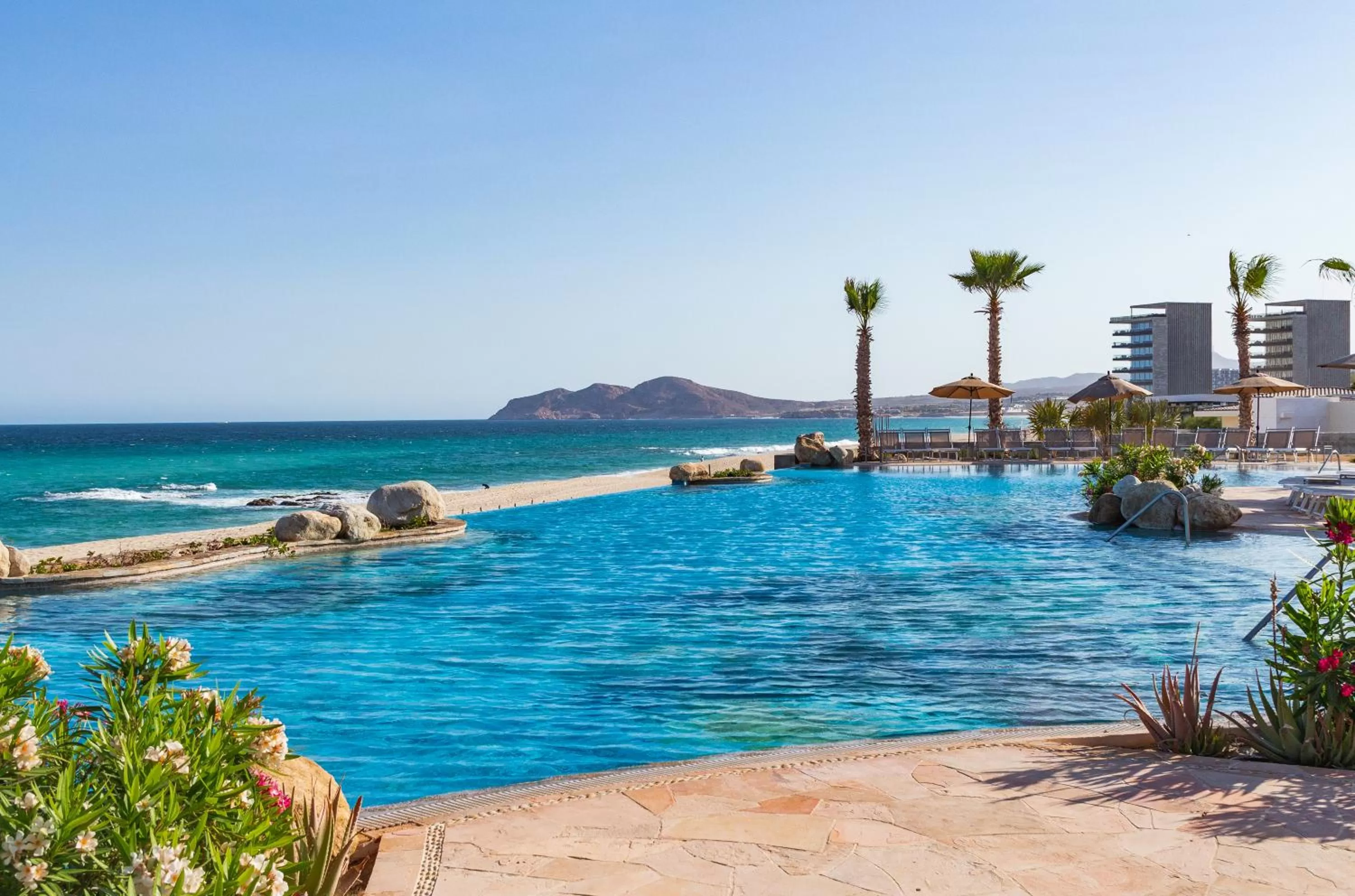 Swimming pool in Villa La Valencia Beach Resort & Spa Los Cabos