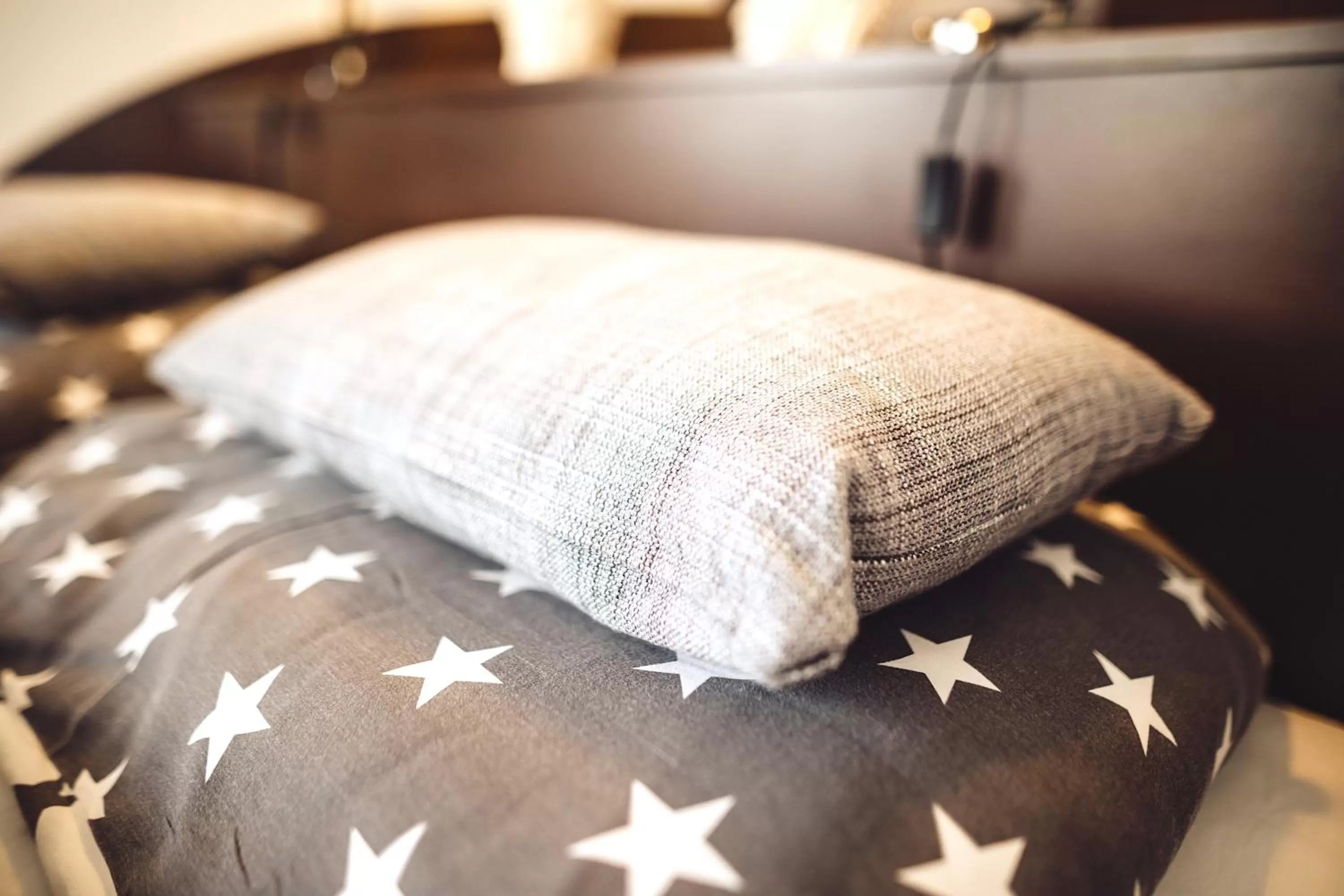 Staff, Bed in Das Hotel Stern, B&B KG - digital & contactless check-in