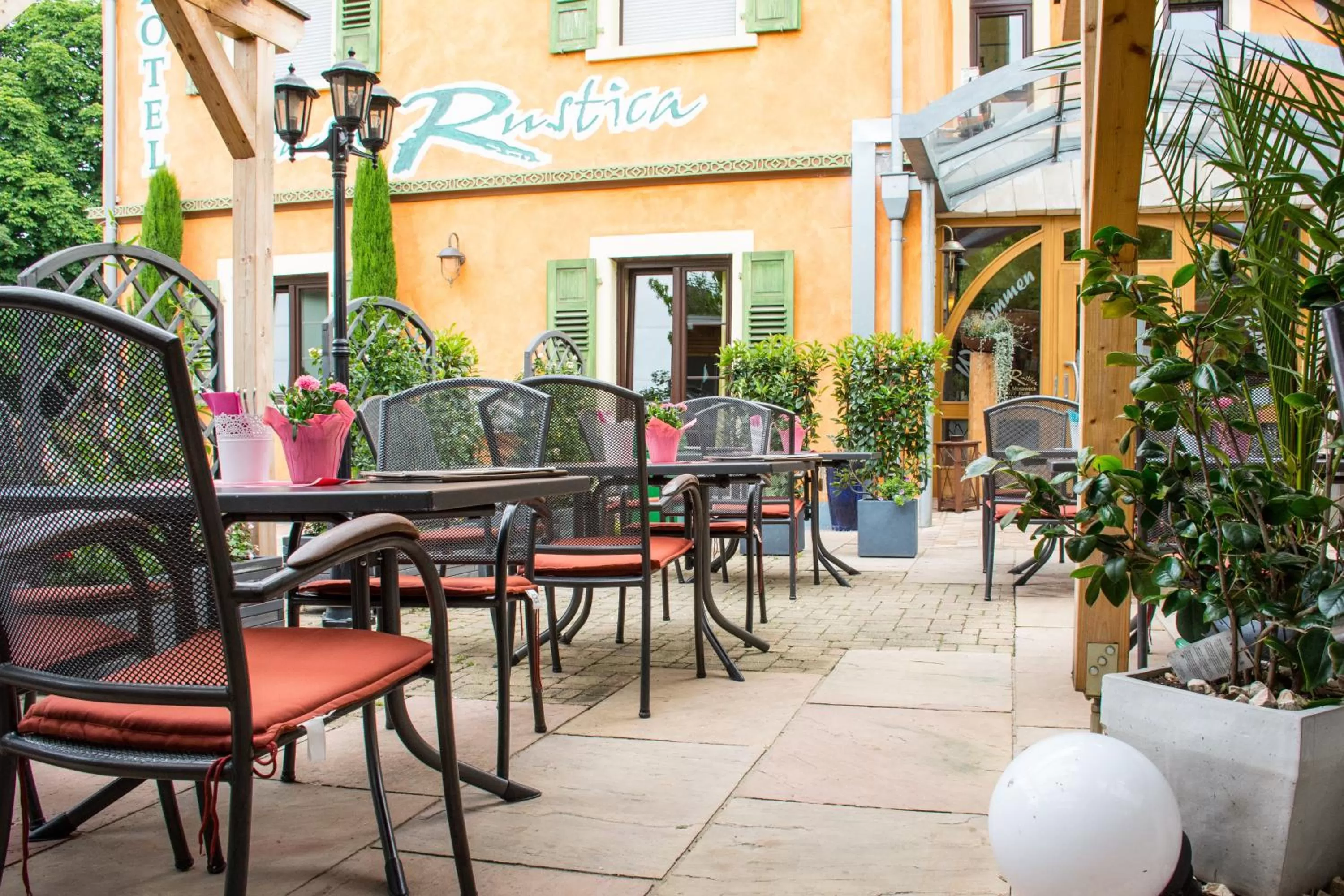 Restaurant/places to eat in Hotel Casa Rustica - Eintrittskarten für den Europapark erhalten Sie garantiert über uns!