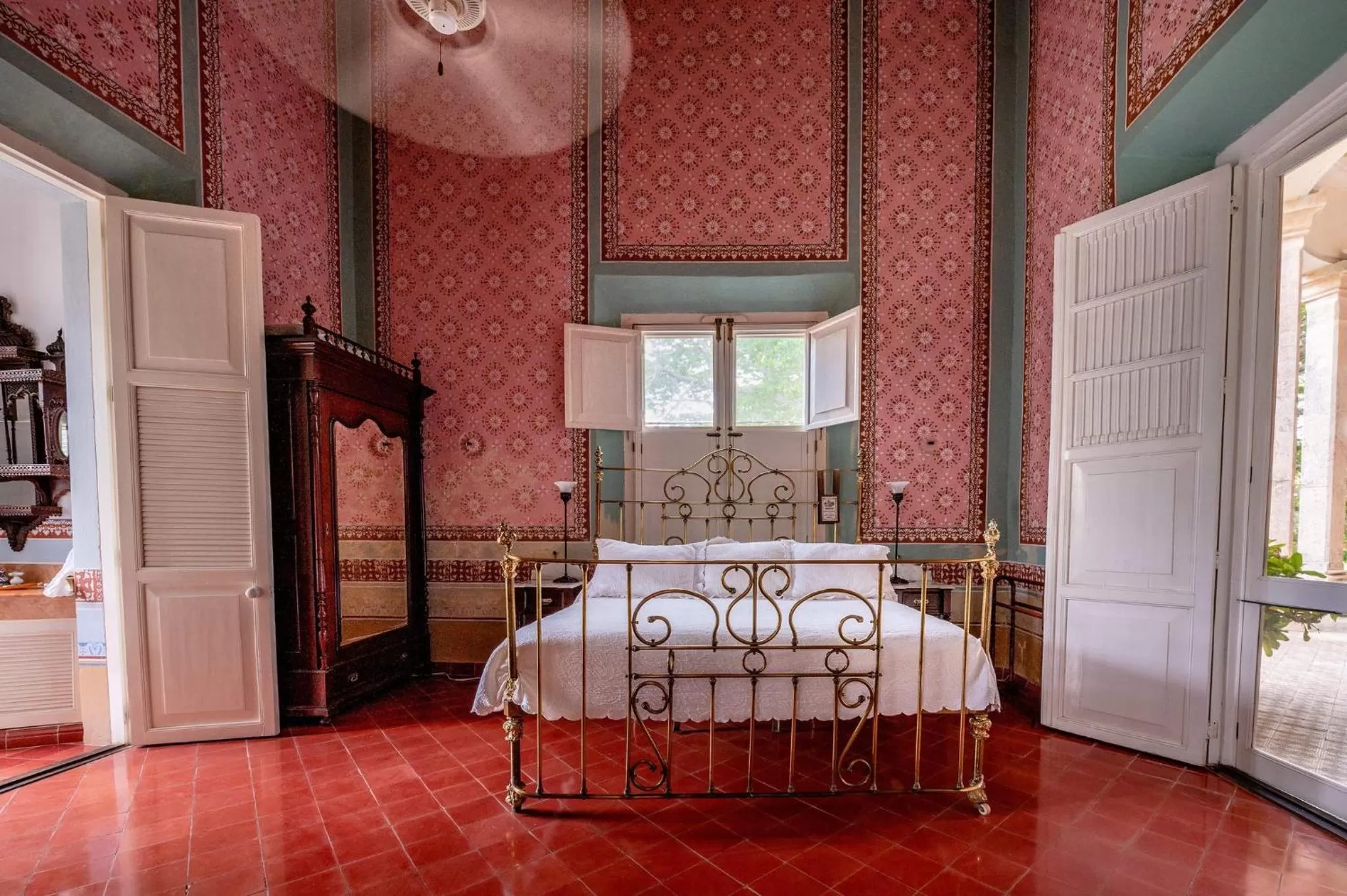 Photo of the whole room, Bed in Hacienda San Antonio Millet
