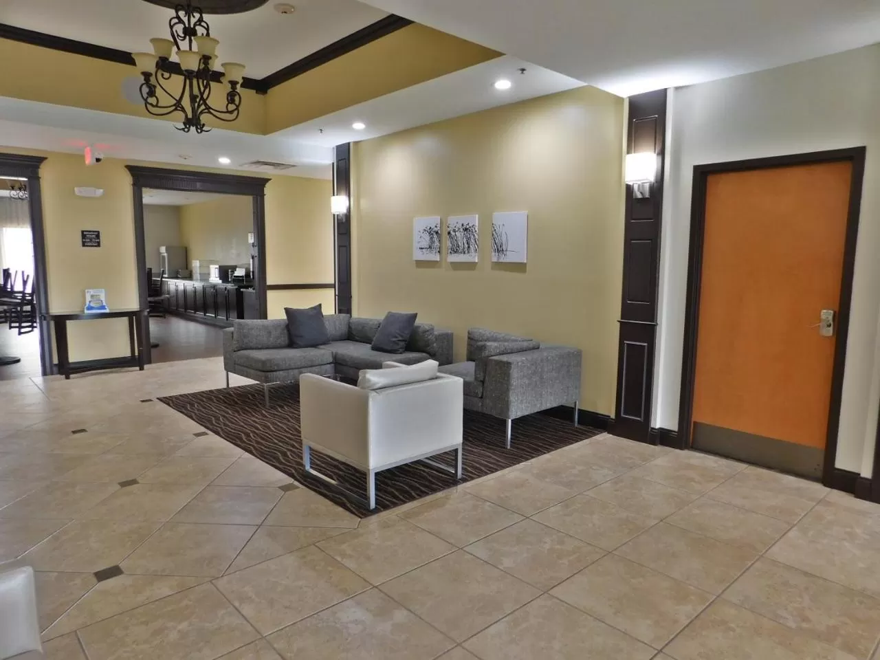 Lounge or bar in Wingate by Wyndham Bowling Green