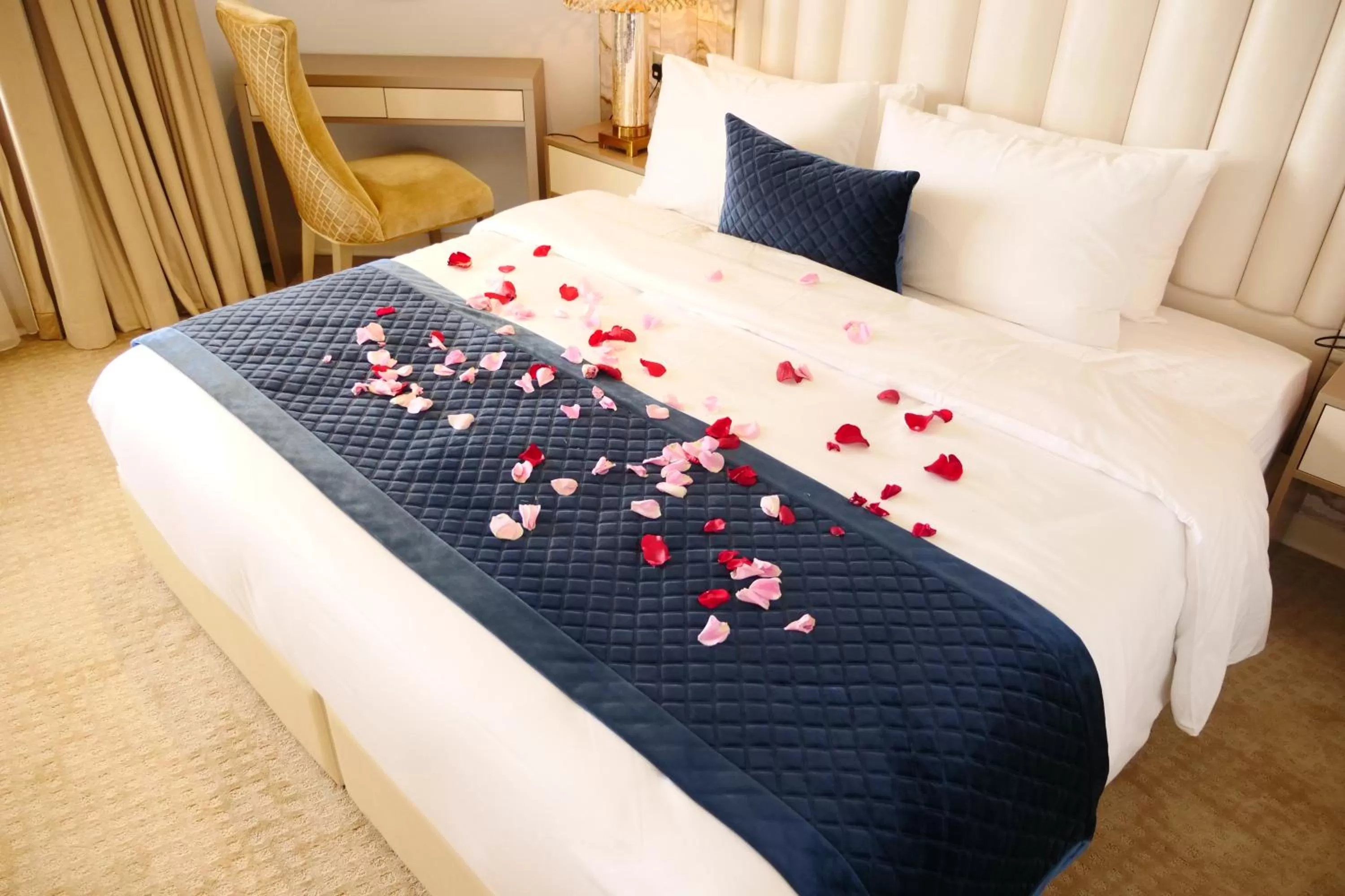 Decorative detail, Bed in Lumiere Des Etoile