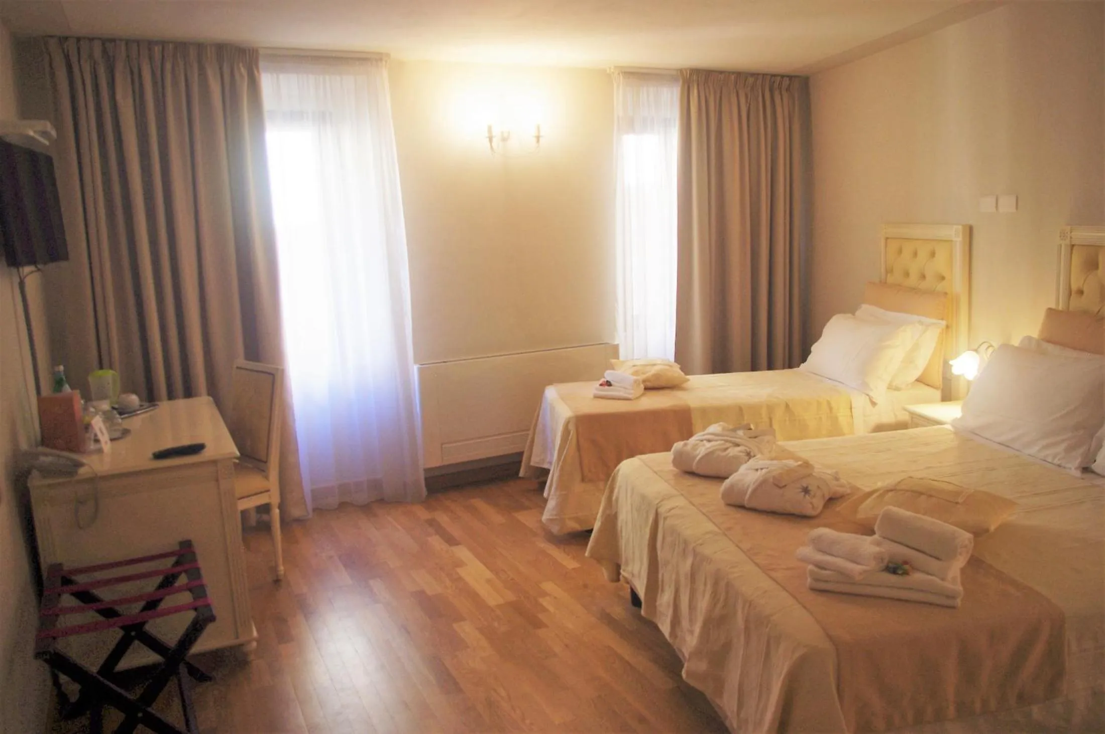 Bed in Hotel Volterra In Superior