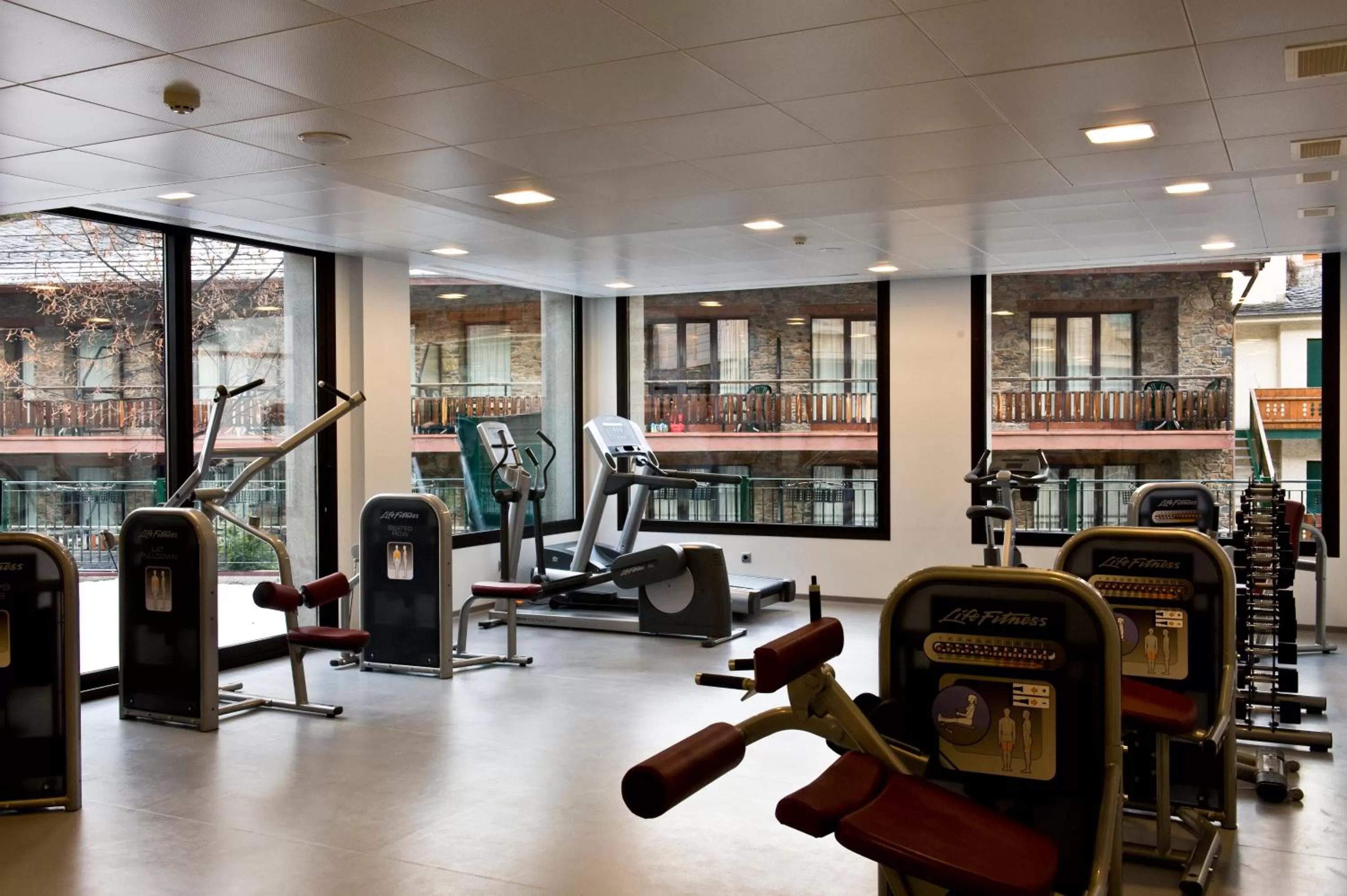 Fitness centre/facilities in Rutllan & Spa