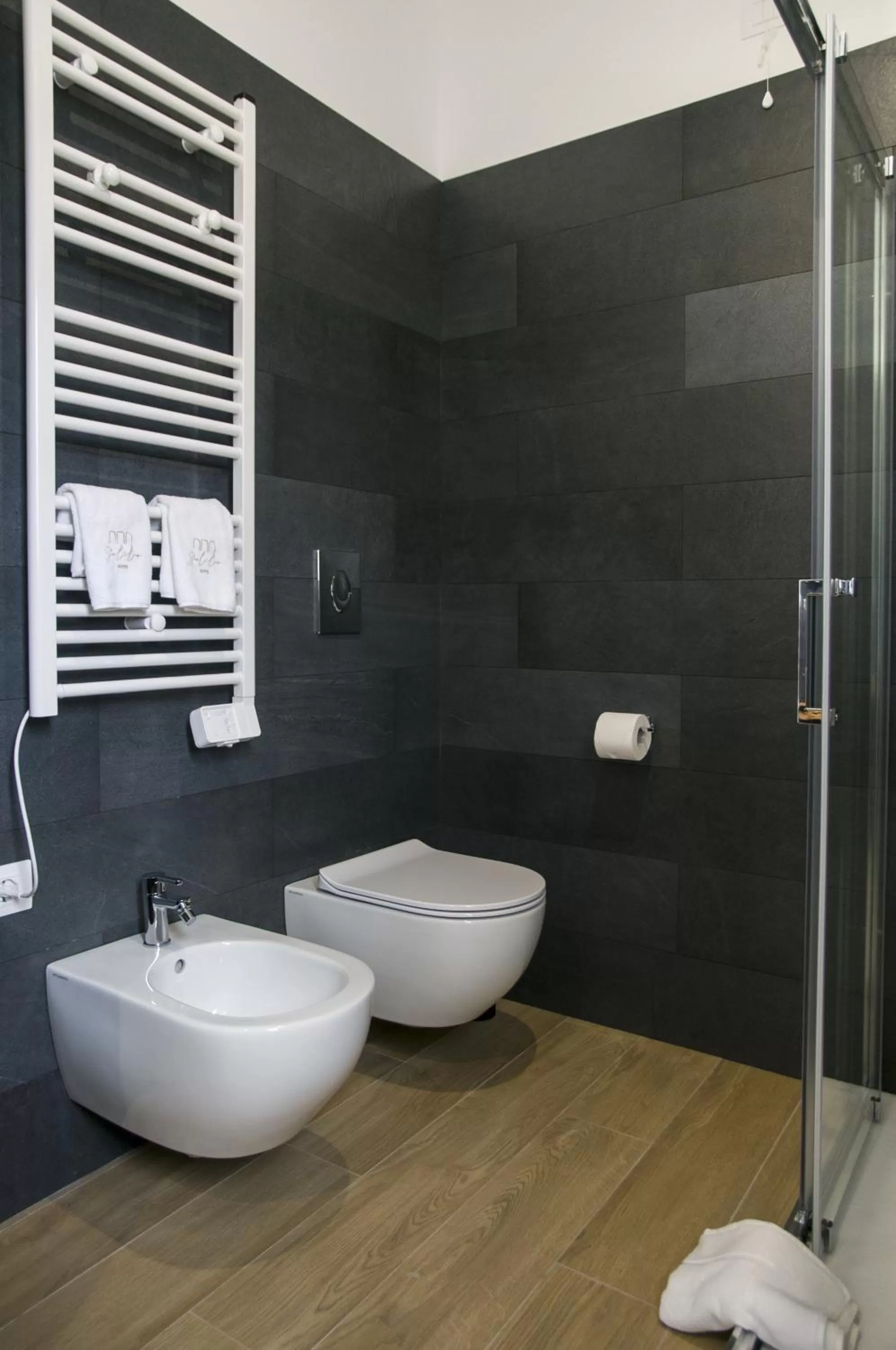 Bathroom in Galileo Suite