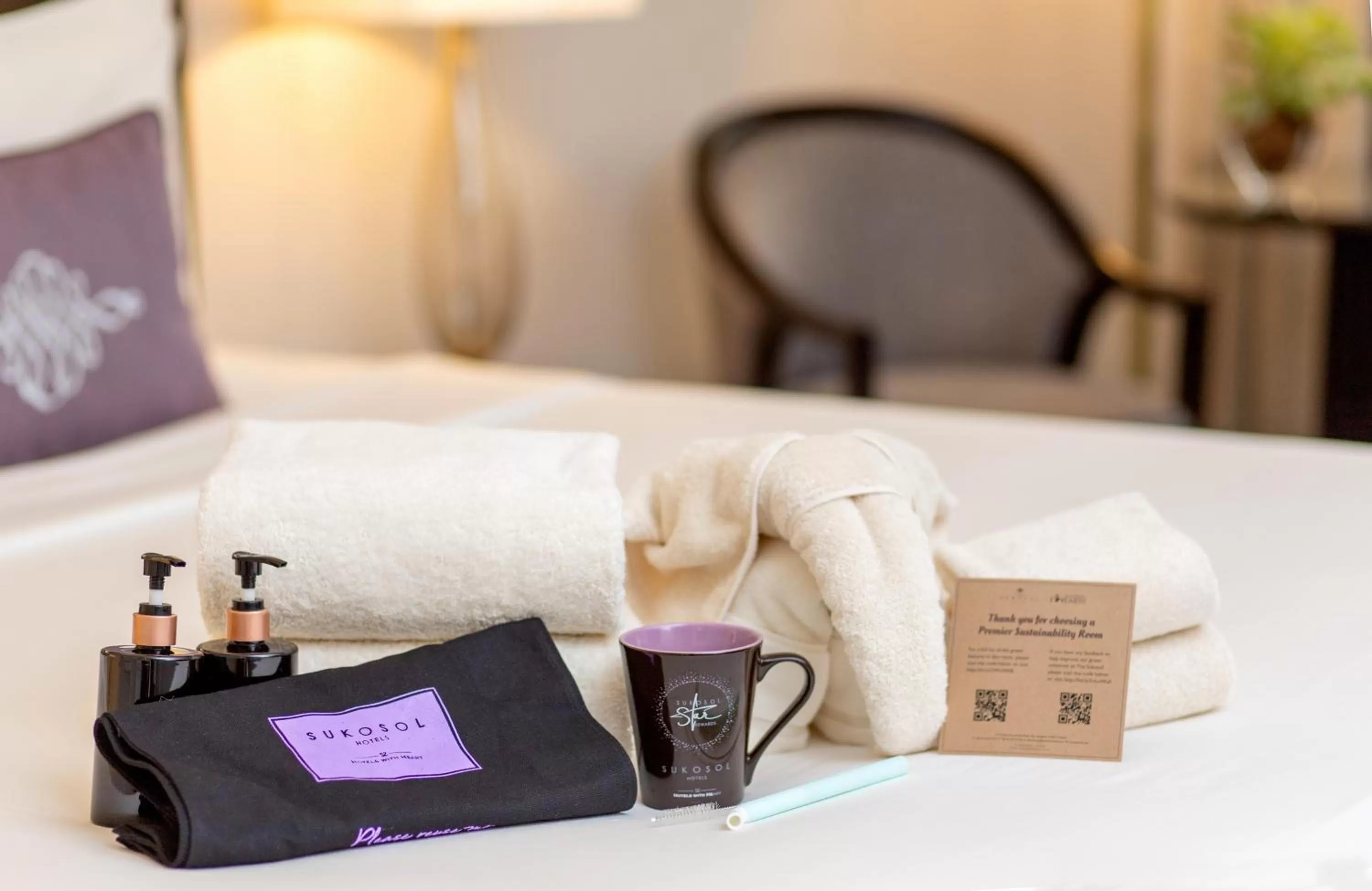 Coffee/tea facilities, Bed in The Sukosol Hotel