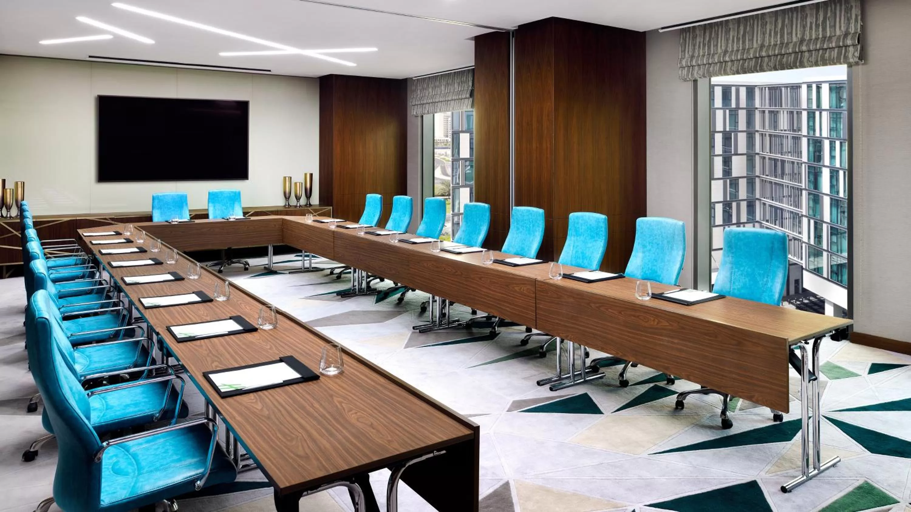 Meeting/conference room in Holiday Inn Dubai Al-Maktoum Airport by IHG
